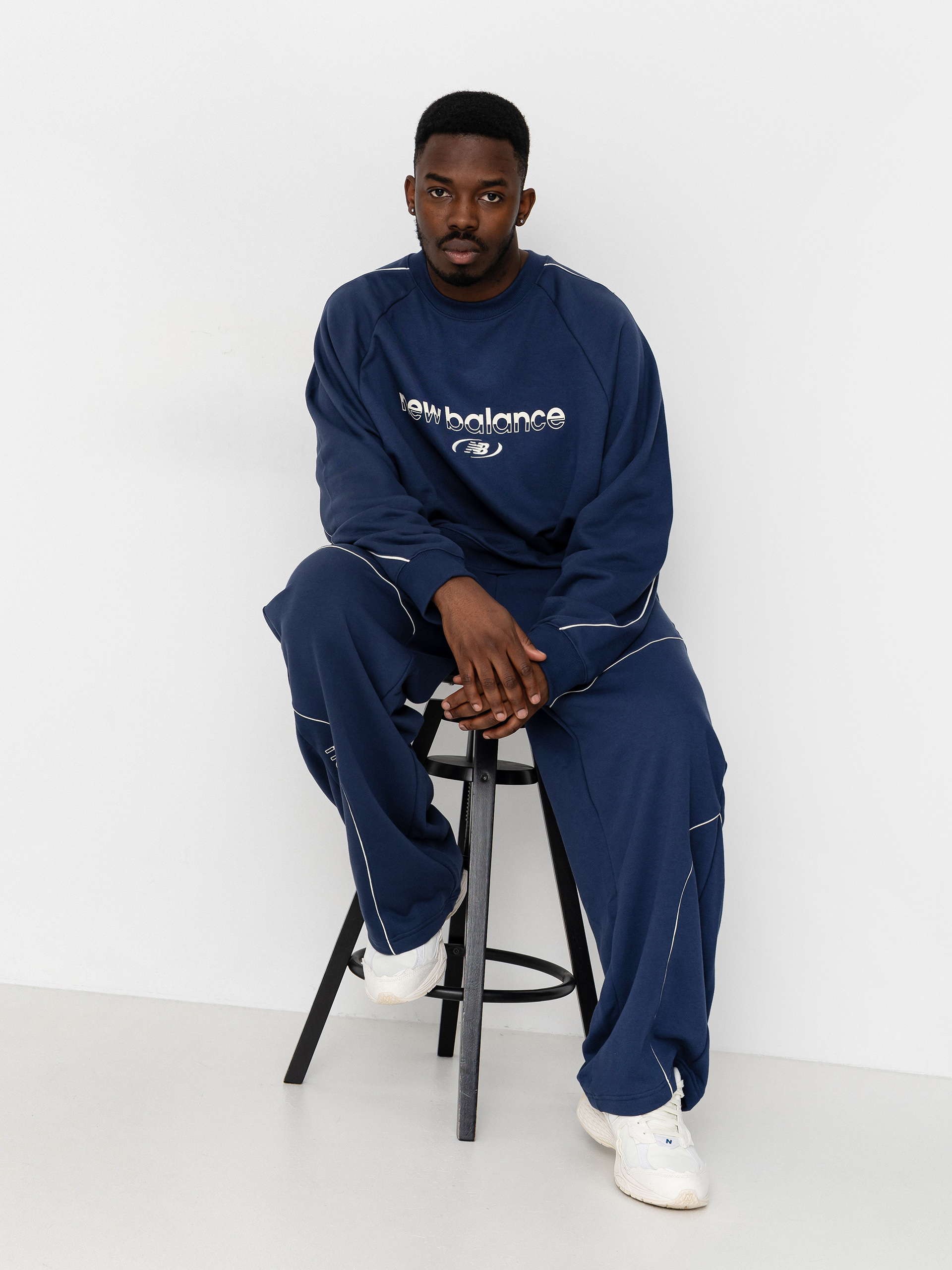 Mikina New Balance Trackside French Terry (navy)