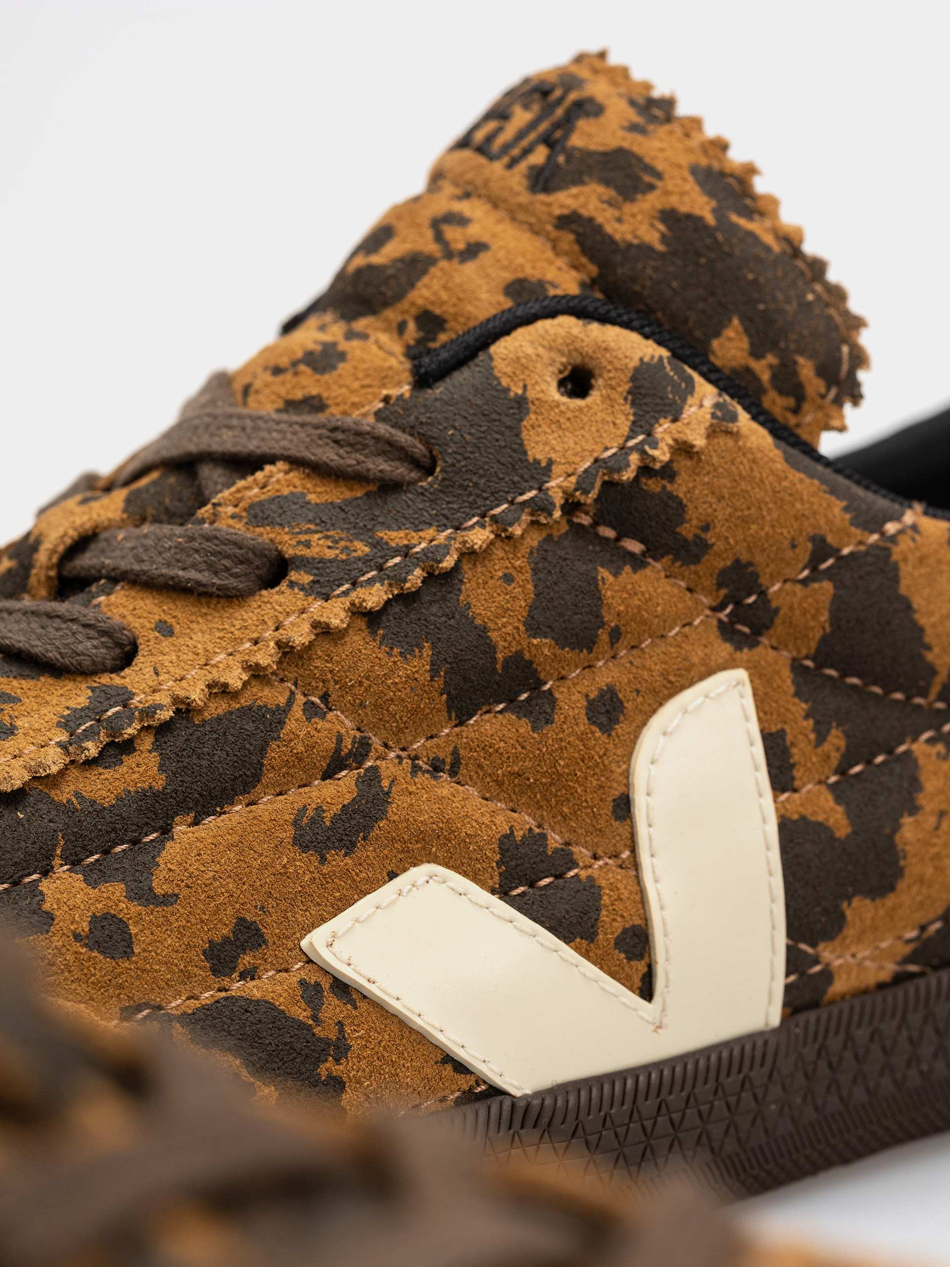 Boty Veja Panenka Wmn (camel wild country)