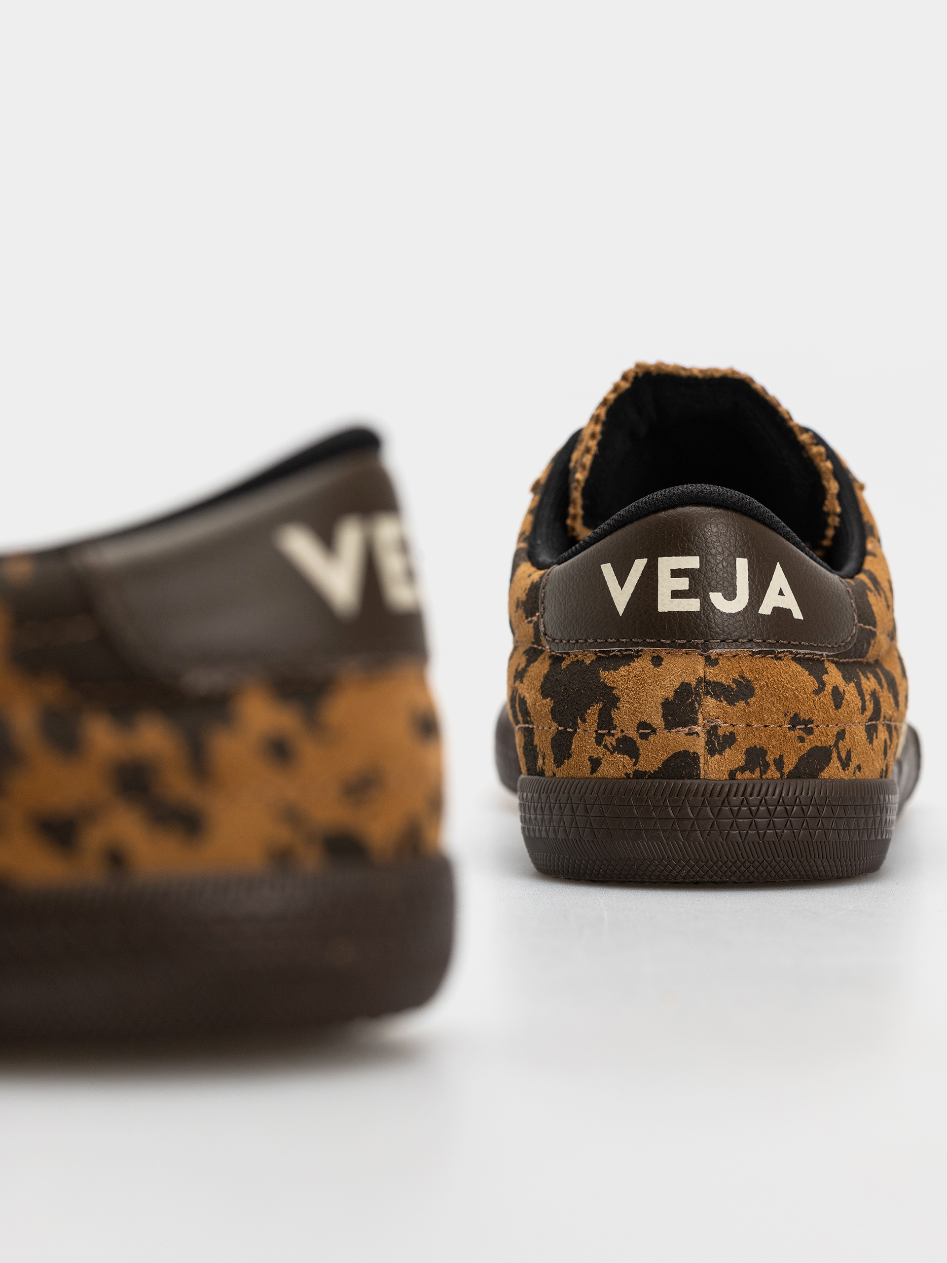 Boty Veja Panenka Wmn (camel wild country)