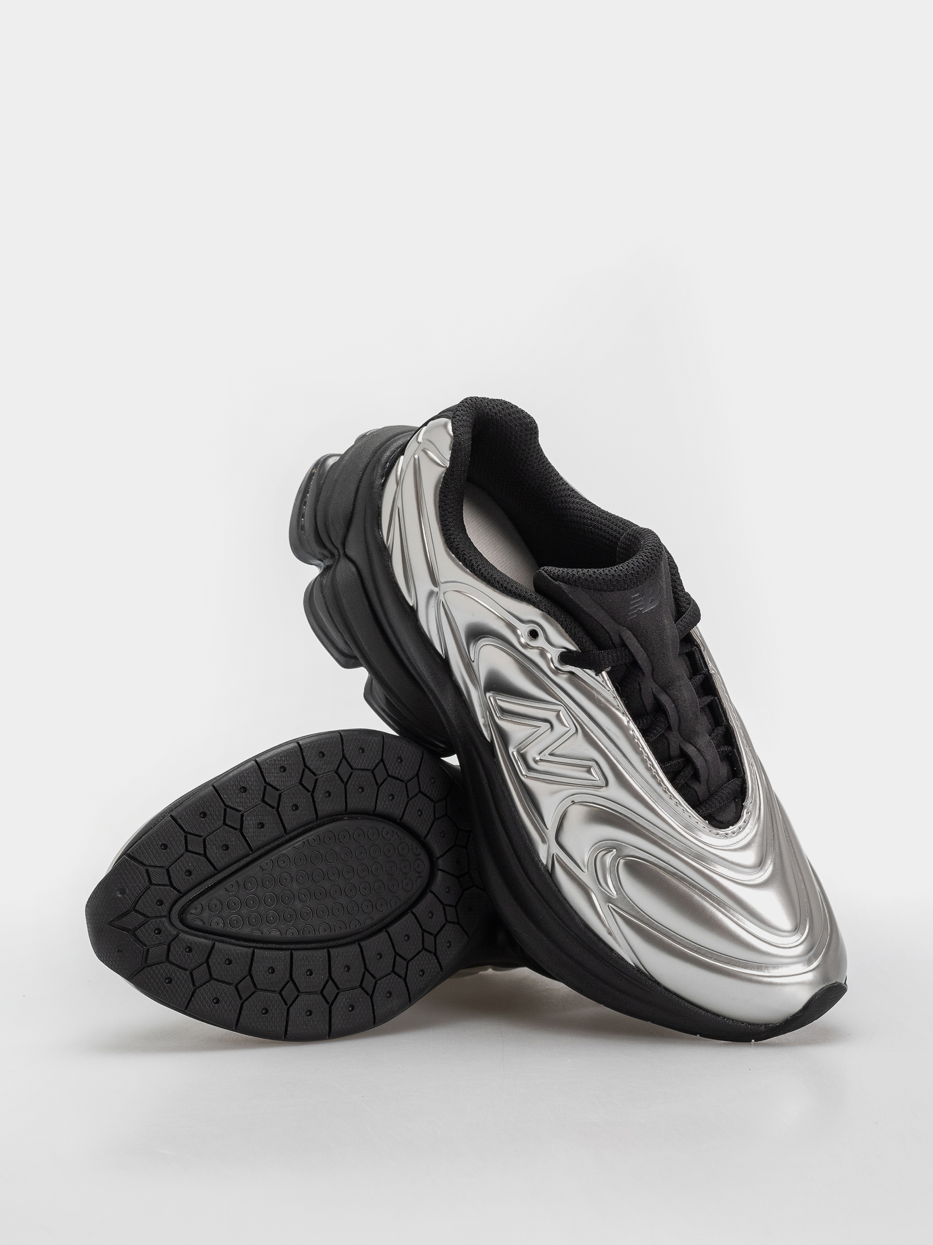 Boty New Balance 5030 (silver metallic/black)
