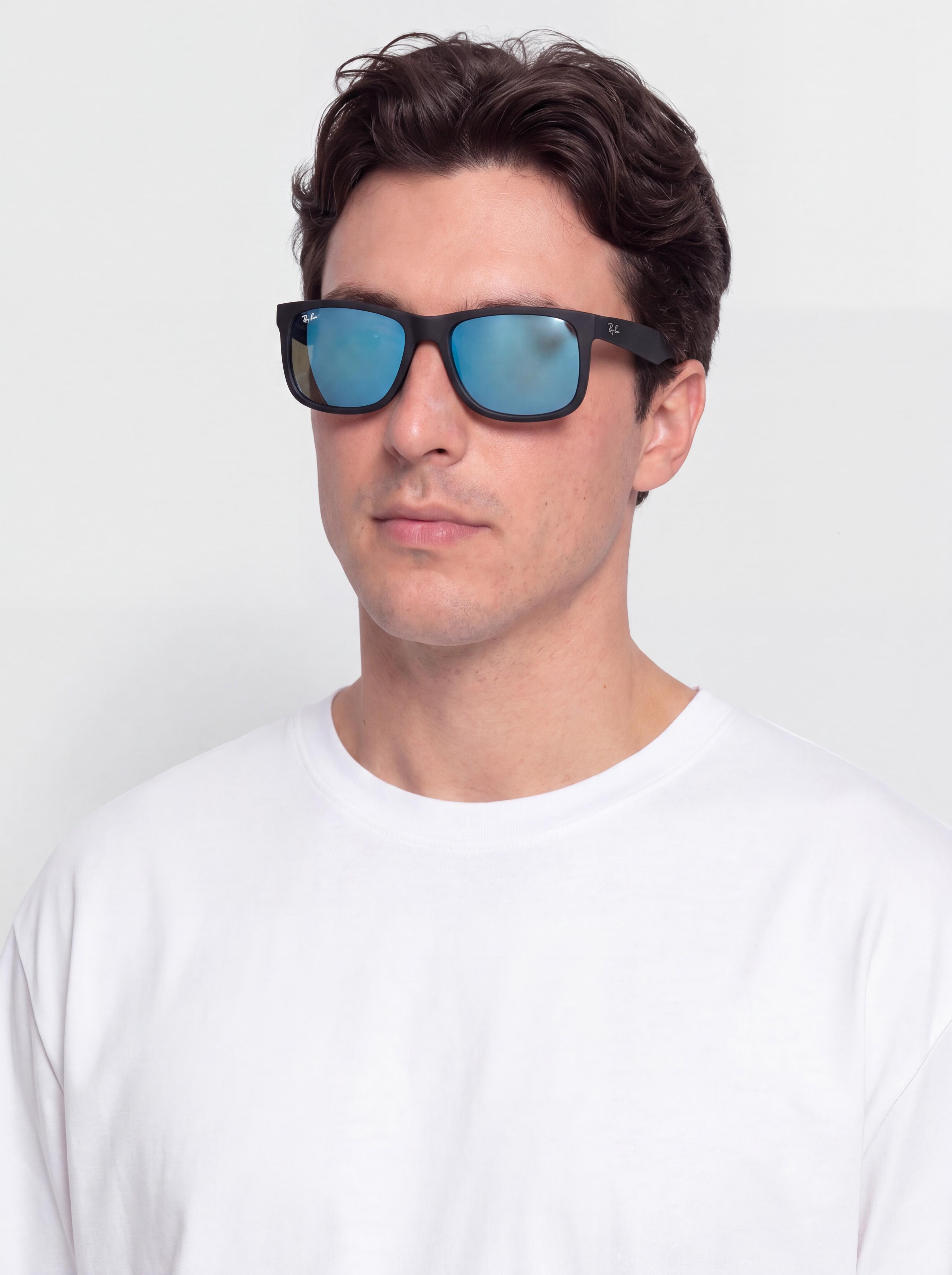 Sluneční brýle Ray-Ban Justin (matowy guma czarny/lustrzany niebieski)