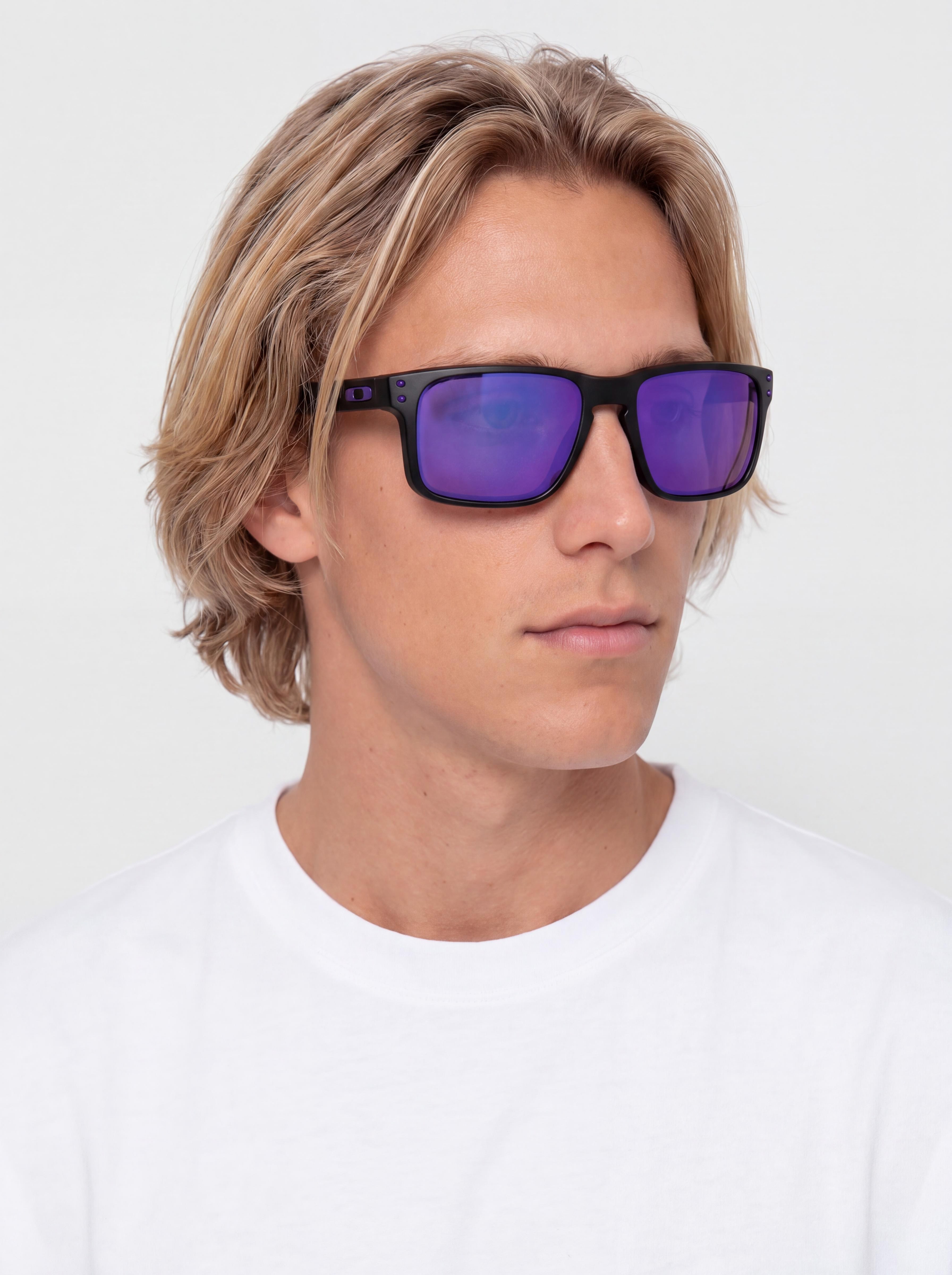 Sluneční brýle Oakley Holbrook (matte black/prizm violet)