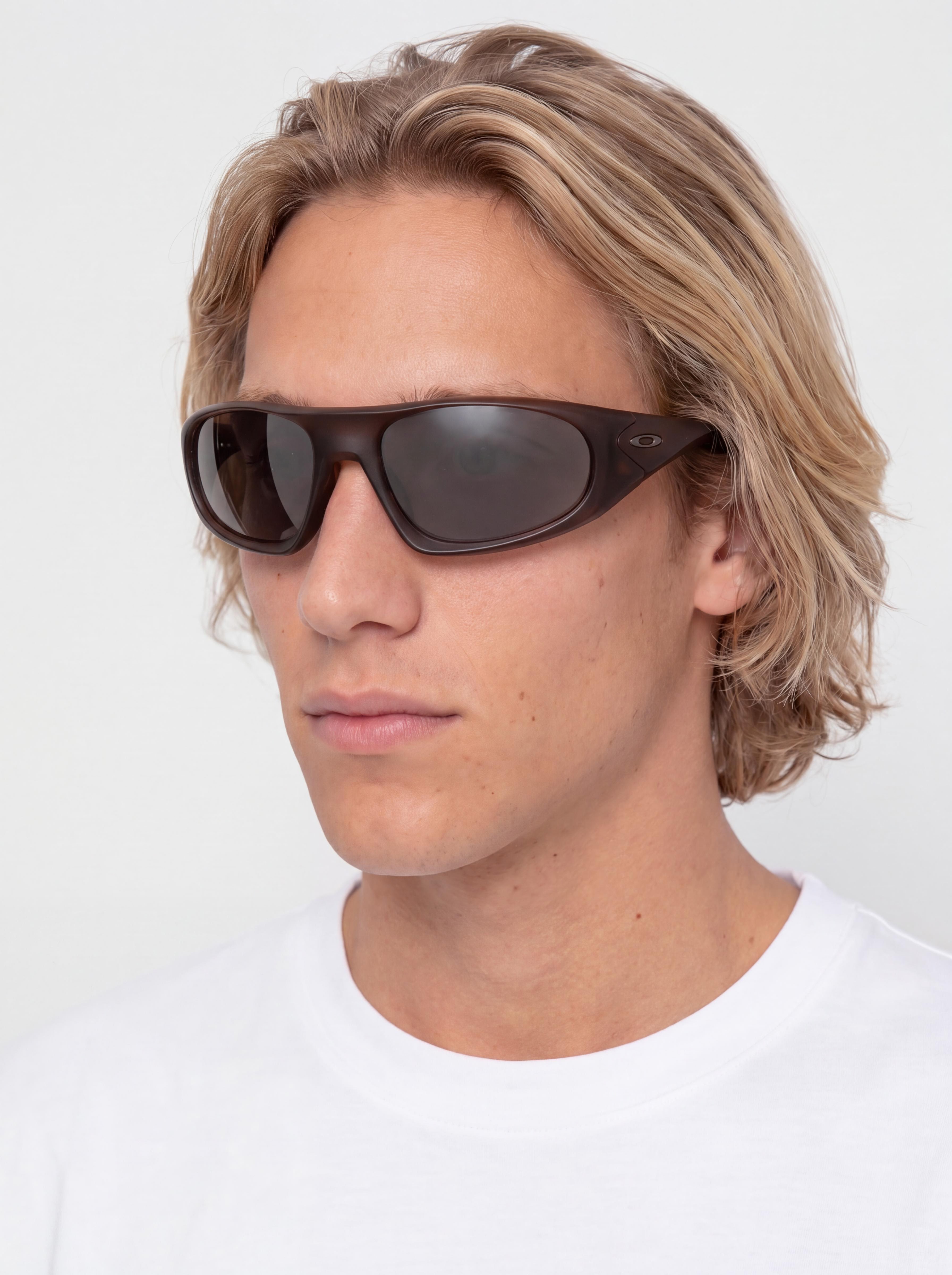 Sluneční brýle Oakley Neoforma