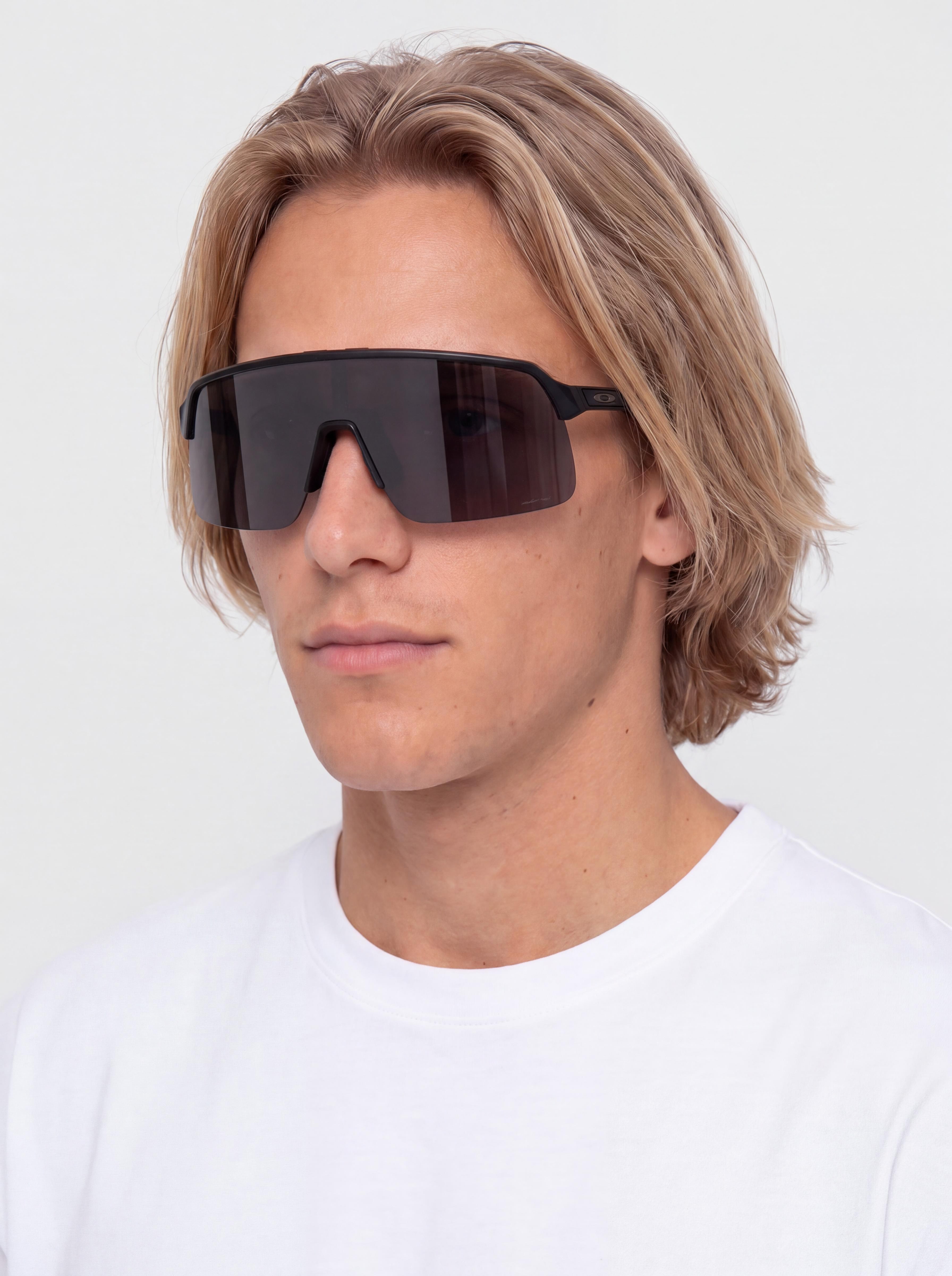 Sluneční brýle Oakley Sutro Lite (matte black/prizm black)