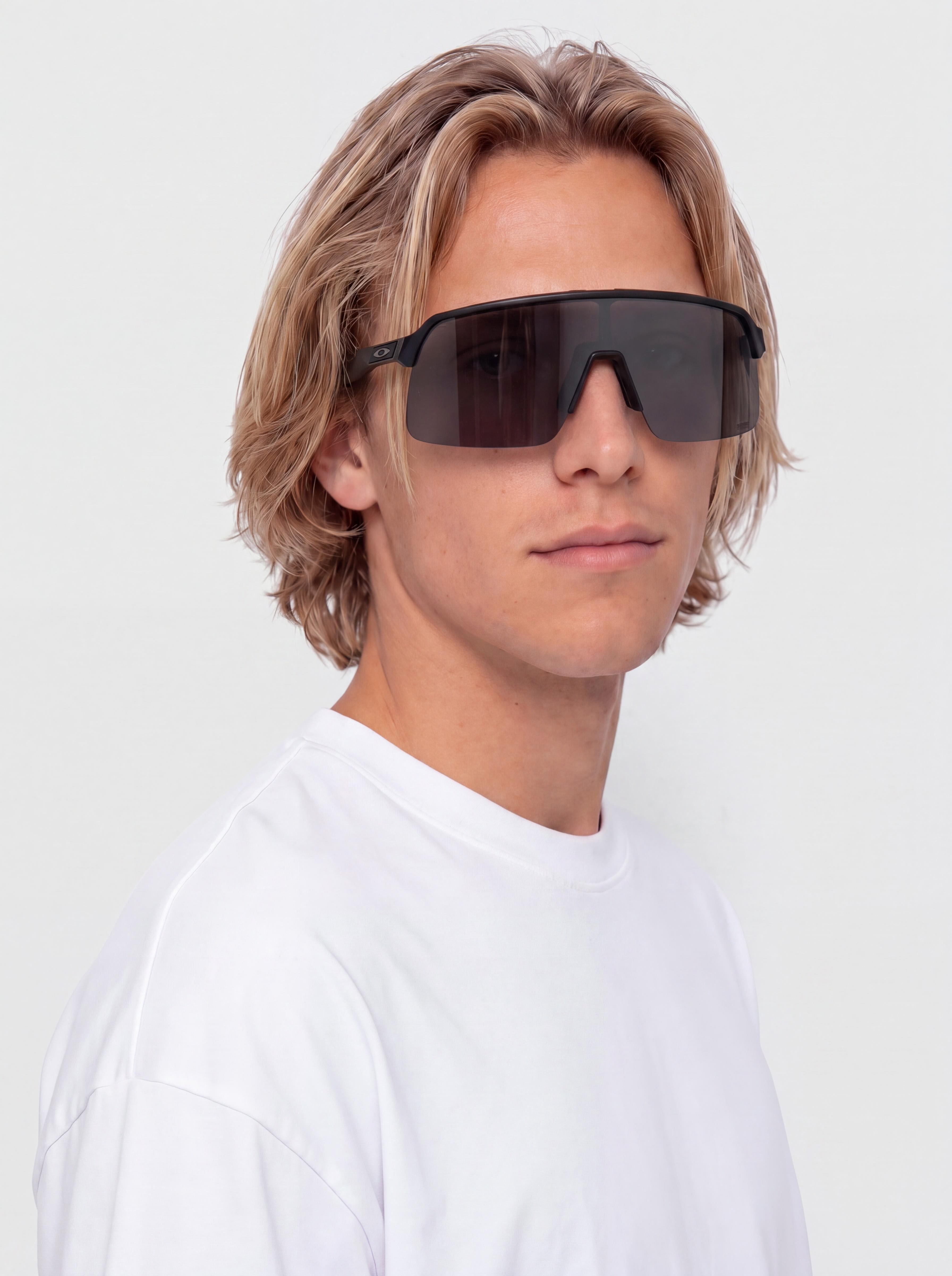 Sluneční brýle Oakley Sutro Lite (matte black/prizm black)