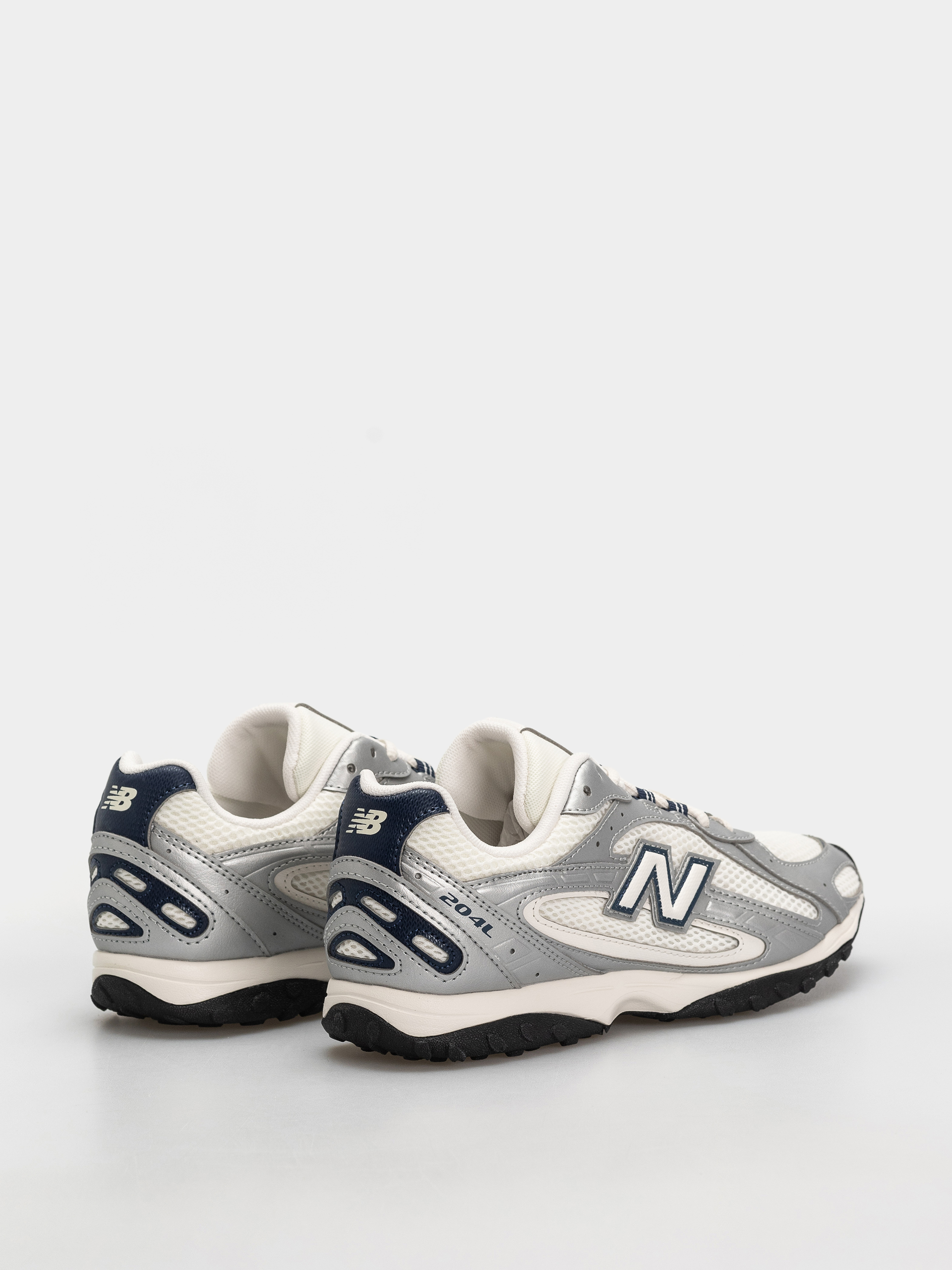 Boty New Balance 204L (sea salt/silver metallic/nb navy)