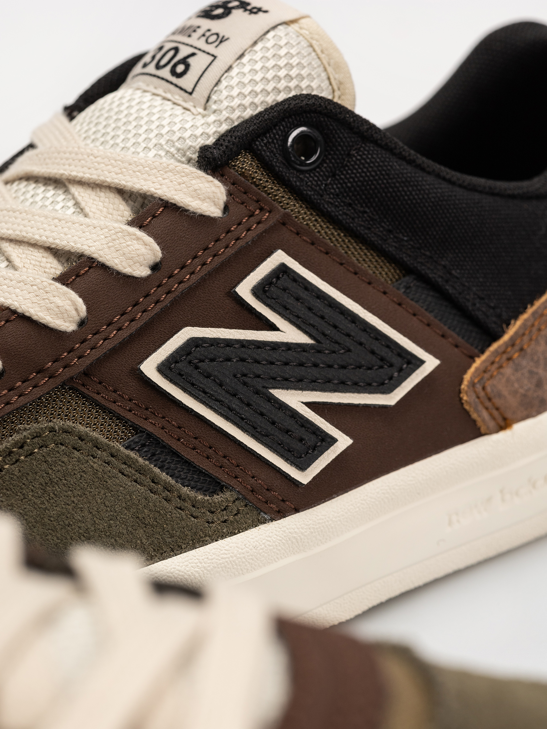 Boty New Balance 306 (pumpernickel/black)
