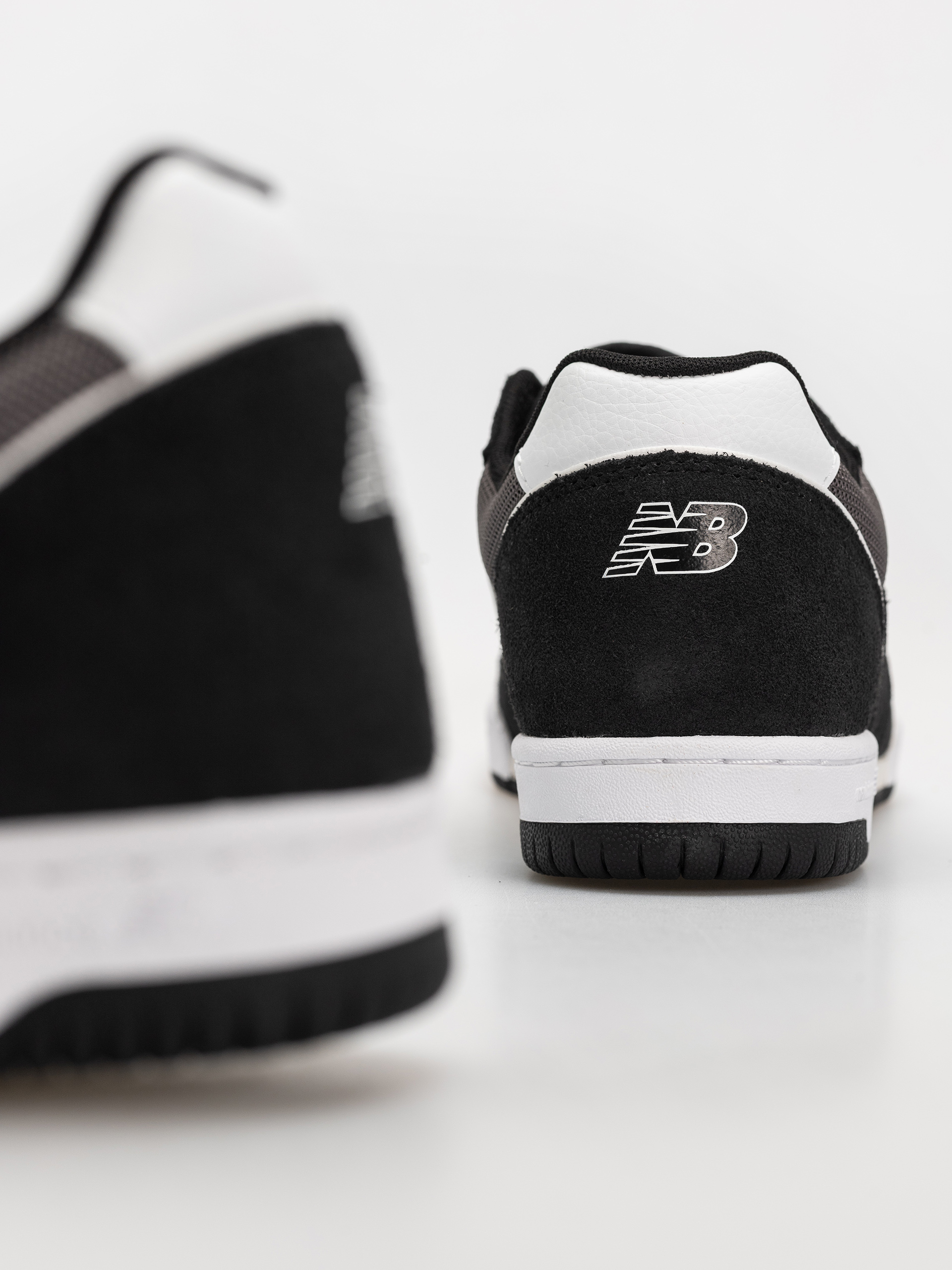 Boty New Balance 600 (black/castlerock)