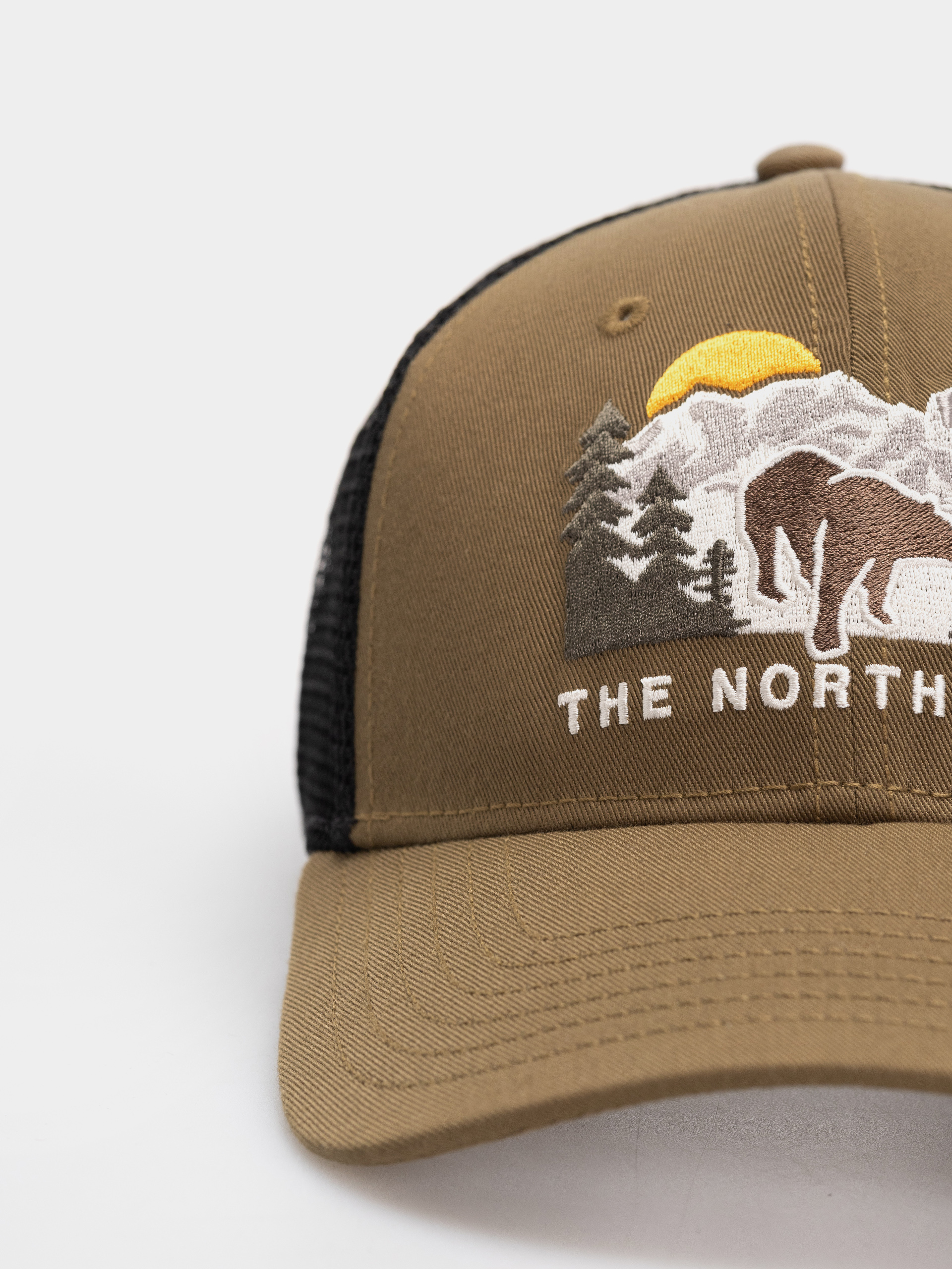 Kšiltovka  The North Face Embroidered Mudder Trucker (caraway seed/bear graph)