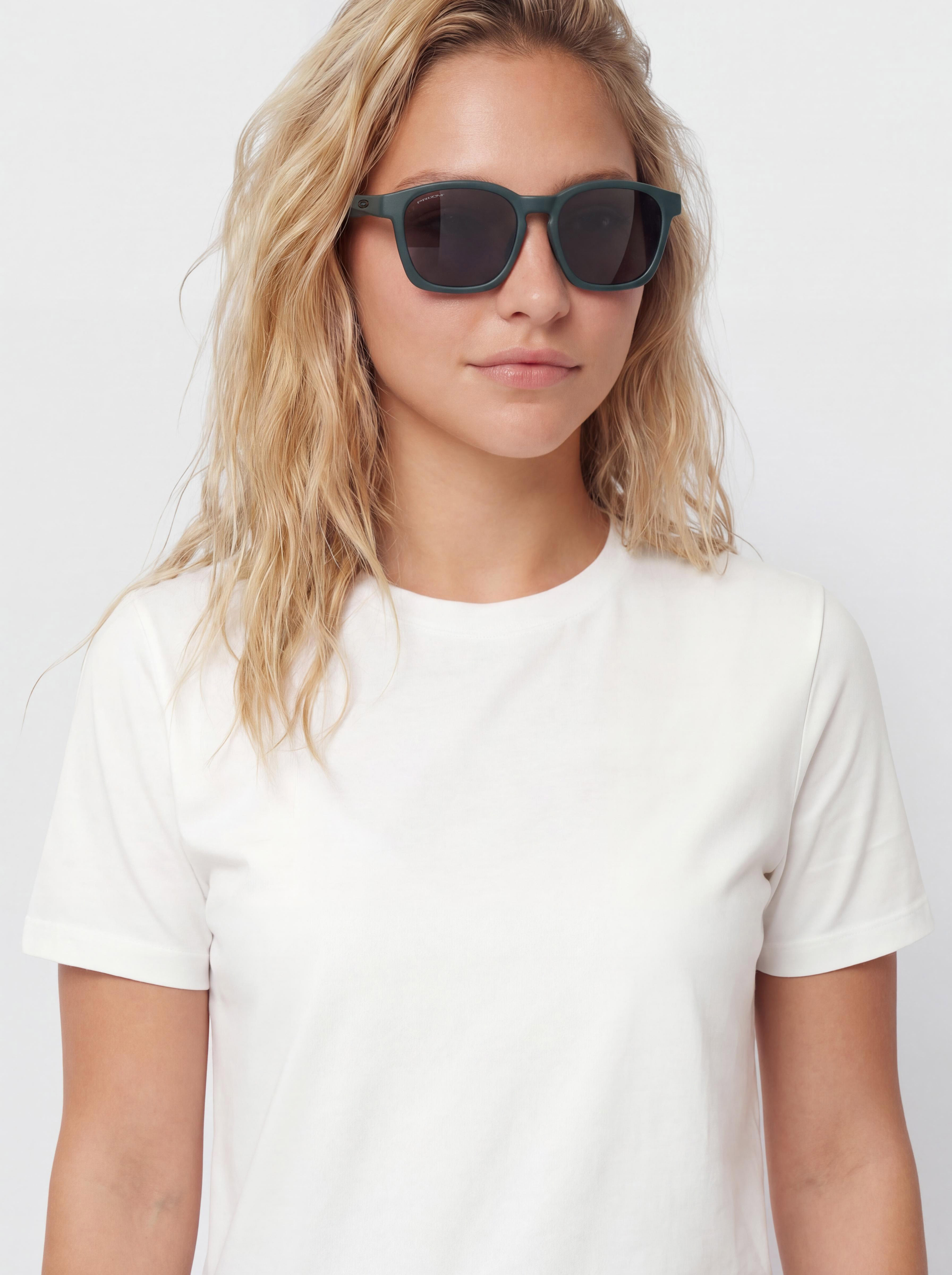 Sluneční brýle Oakley Shackle