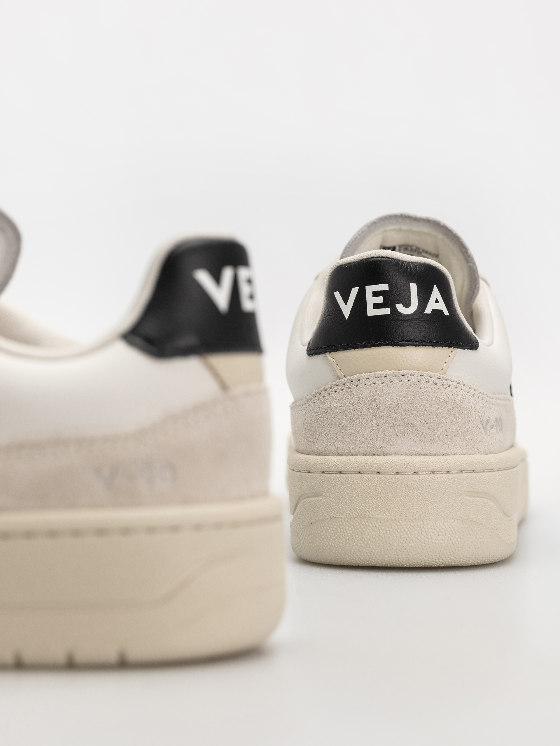 Boty Veja V 90 (white black)