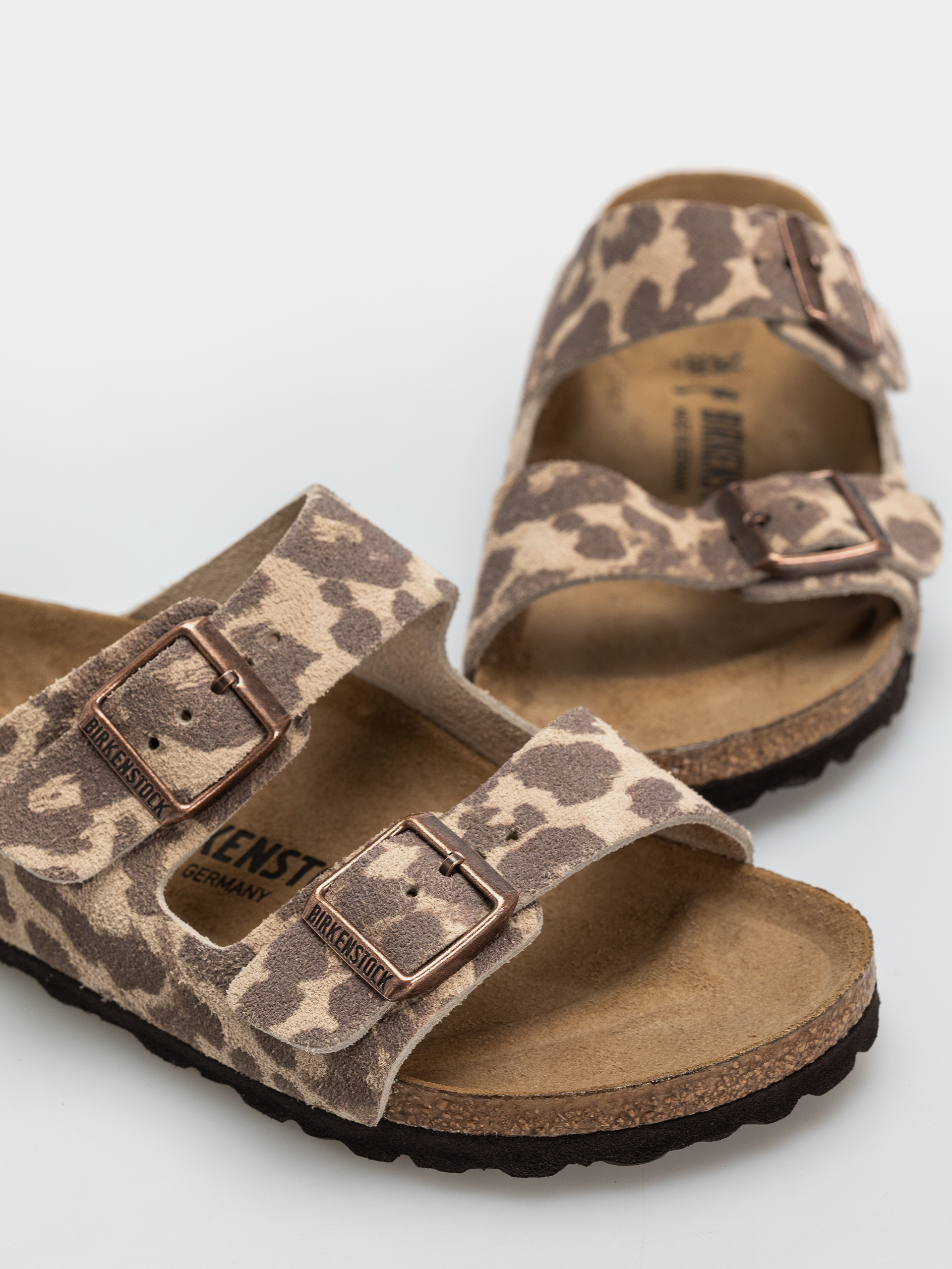 Plážovky Birkenstock Arizona Suede Leather Narrow (leo sandcastle)
