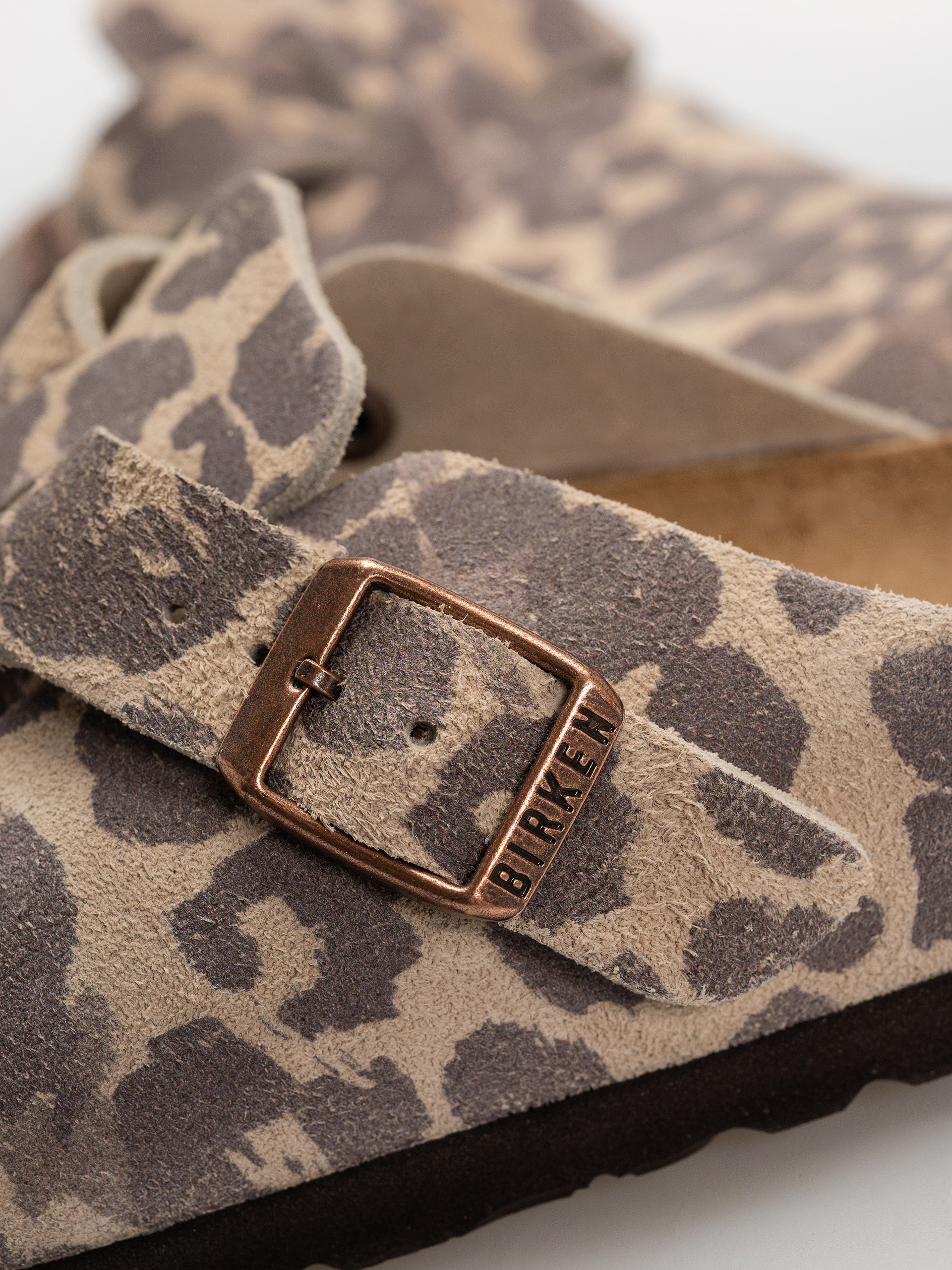 Plážovky Birkenstock Boston Suede Leather Narrow (leo sandcastle)