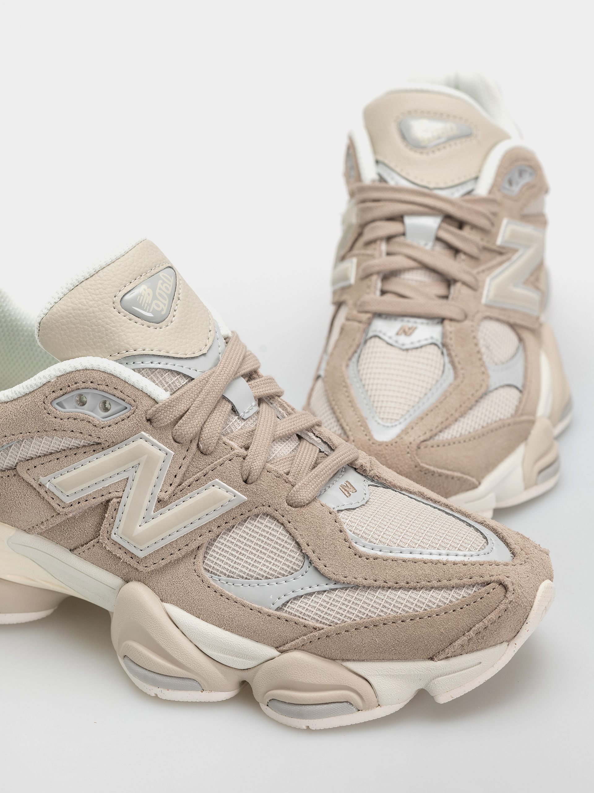 Boty New Balance 9060 (driftwood/timberwolf)