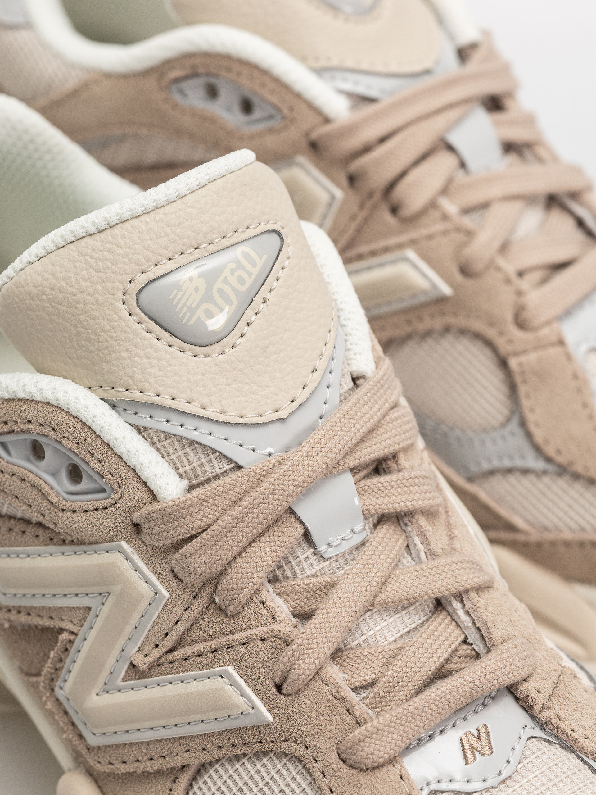 Boty New Balance 9060 (driftwood/timberwolf)
