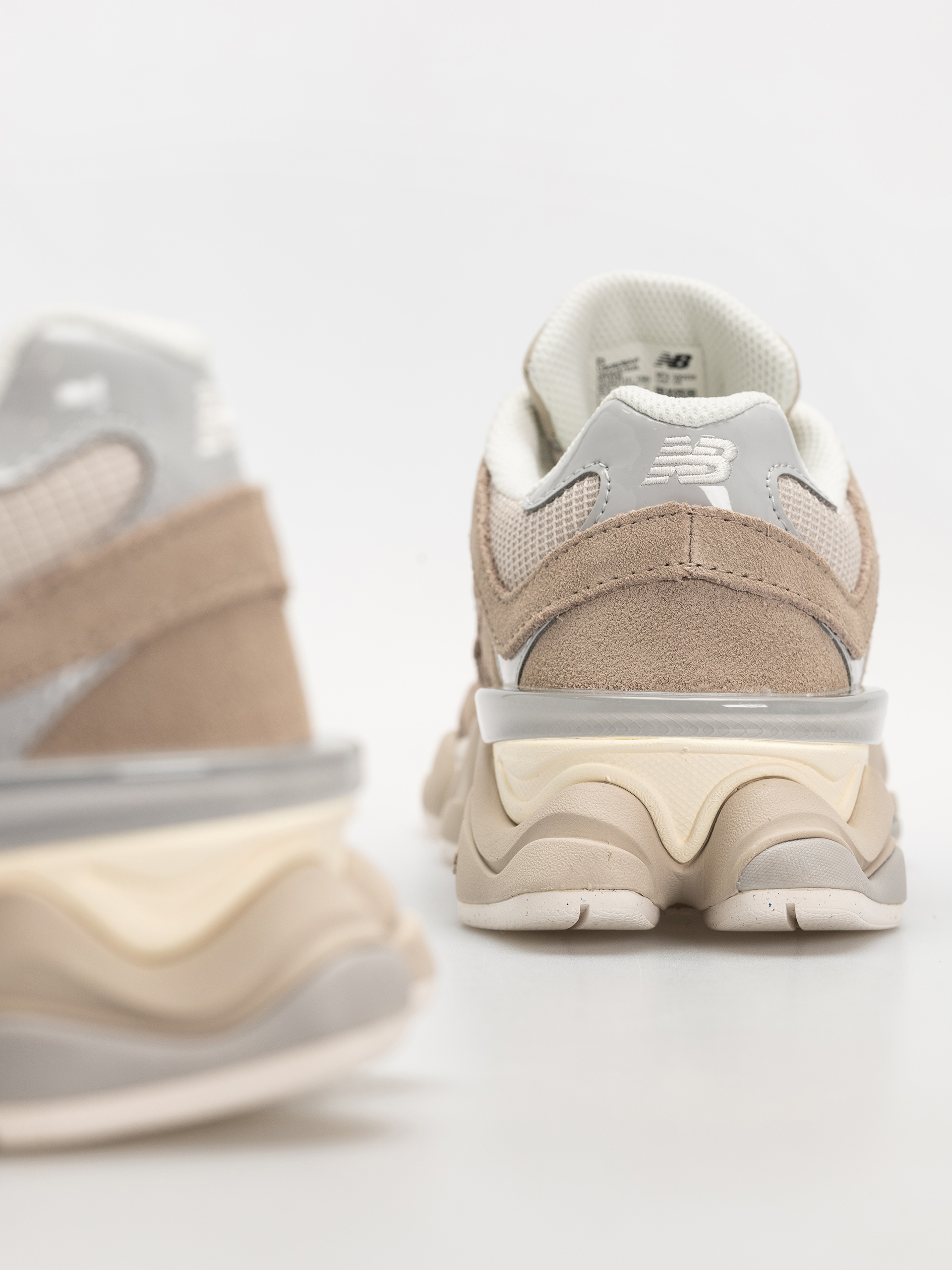 Boty New Balance 9060 (driftwood/timberwolf)