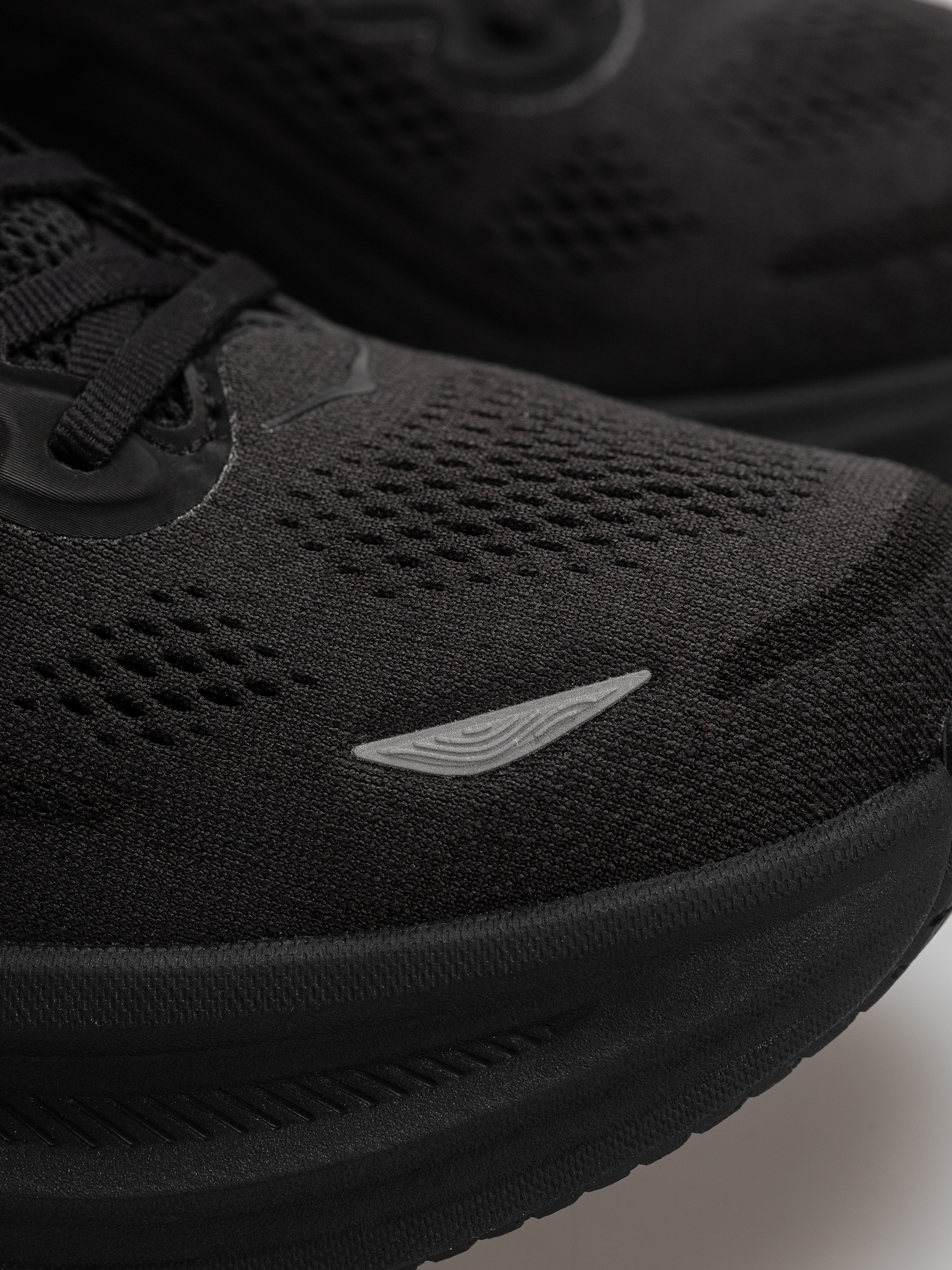 Boty Hoka Bondi 9 (black/black)