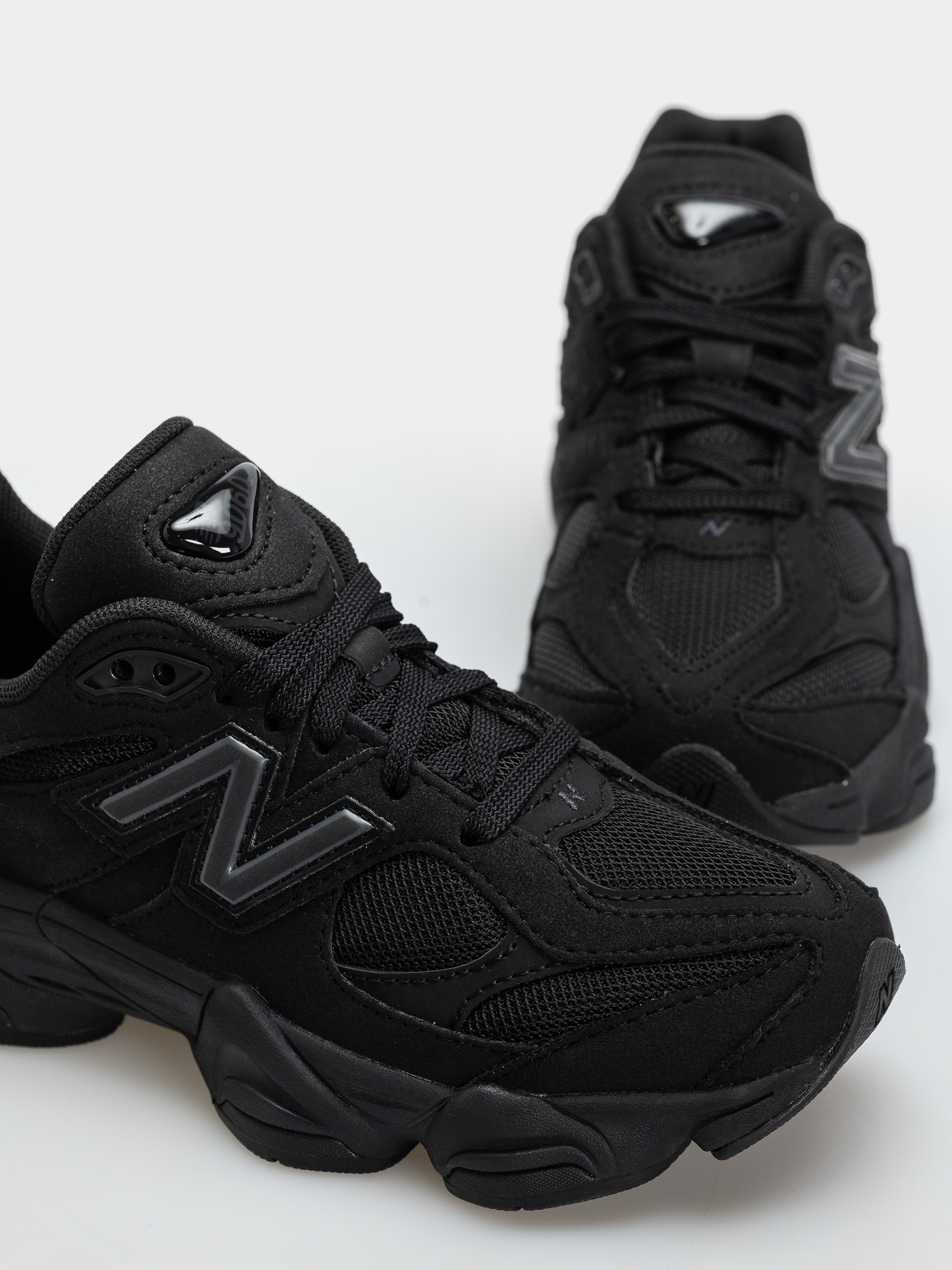Boty New Balance 9060 JR (black/phantom)