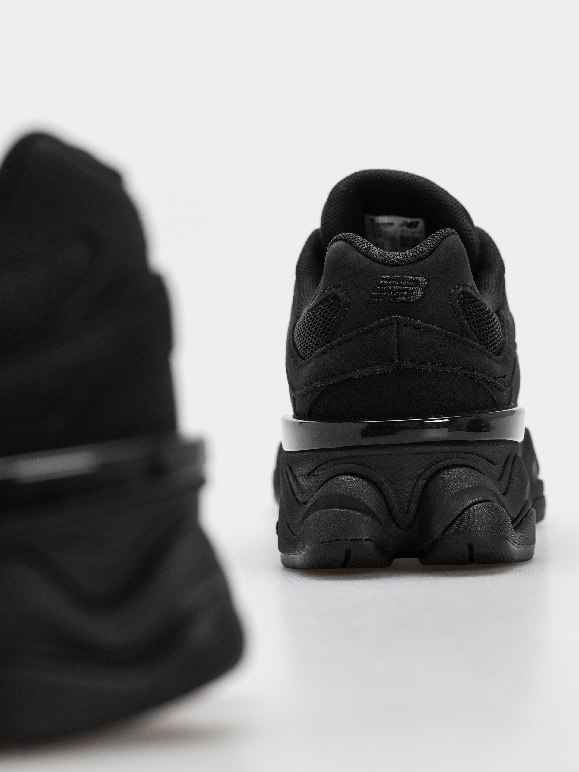 Boty New Balance 9060 JR (black/phantom)