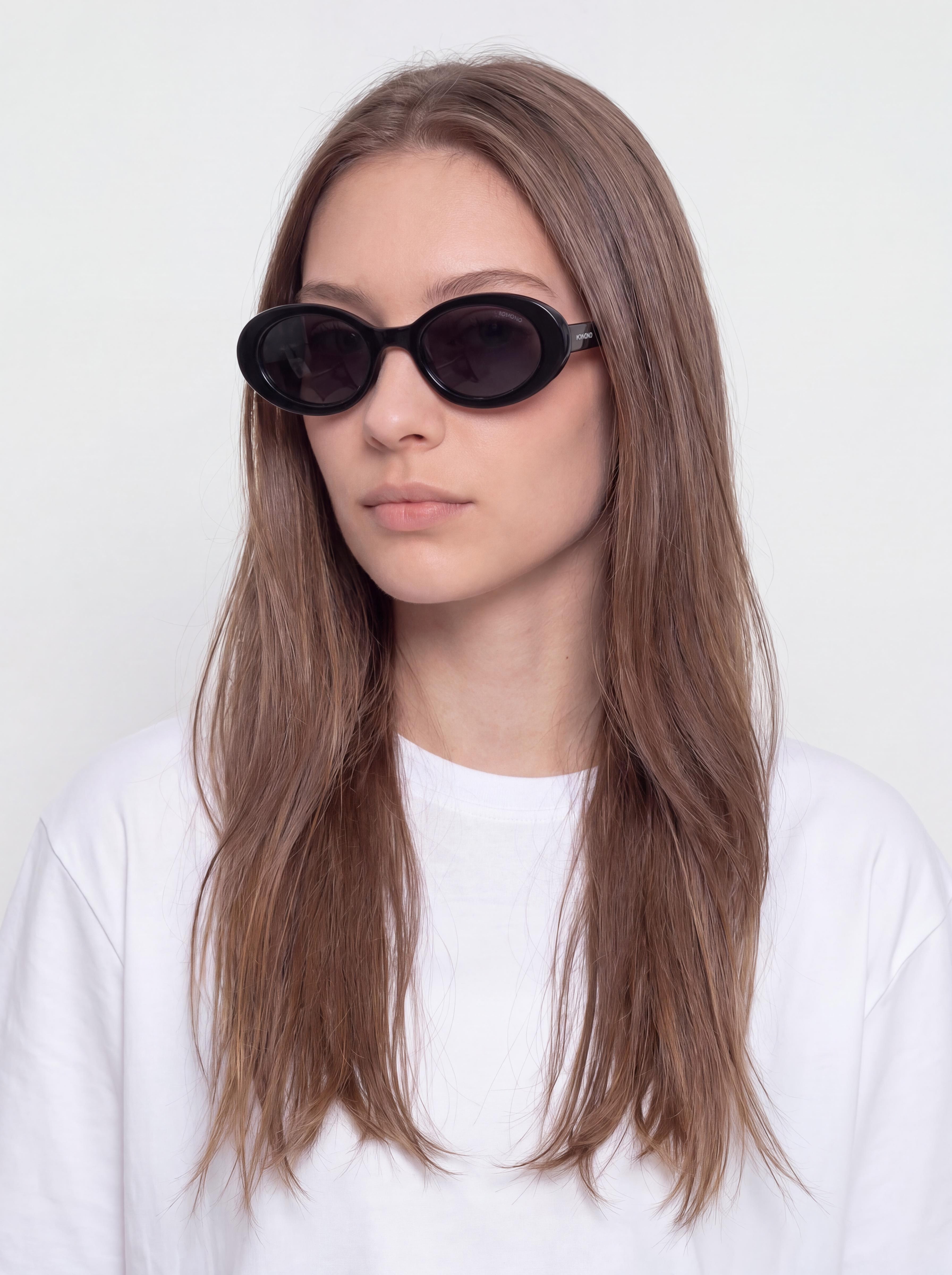 Sluneu010dnu00ed bru00fdle Komono Ana (black)