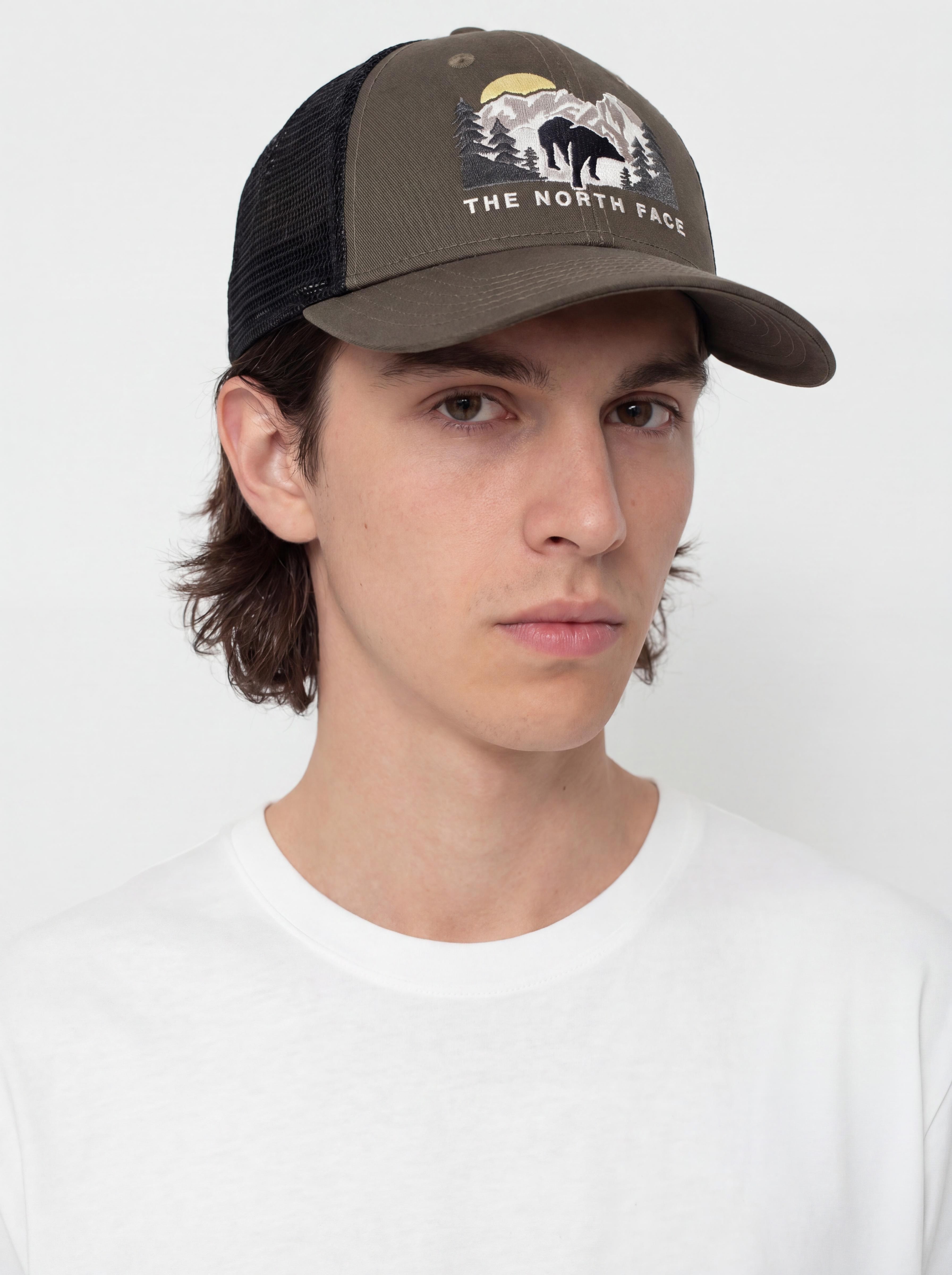 Kšiltovka  The North Face Embroidered Mudder Trucker (new taupe green/bear green)