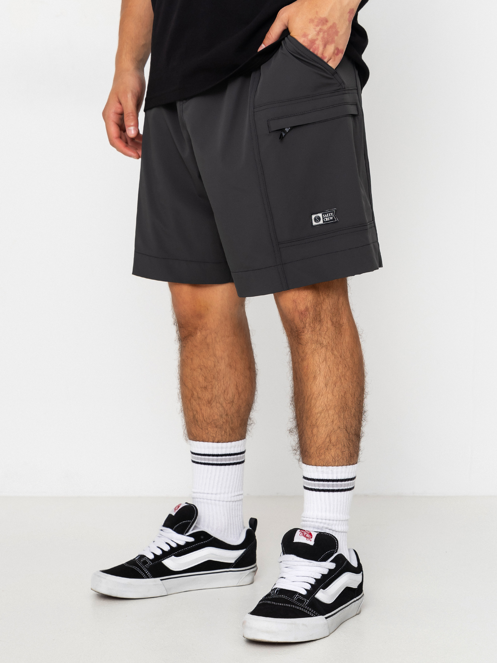 Kraťasy Salty Crew Net Walshort (pirate black)