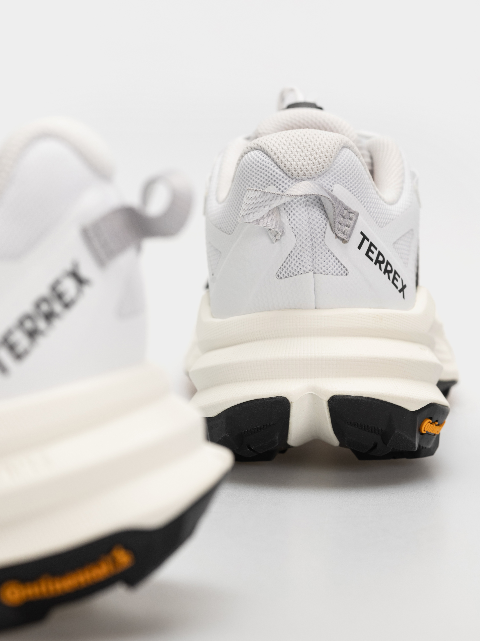 Boty adidas Terrex Freehiker Sl (ftwwht/cblack/seimor)