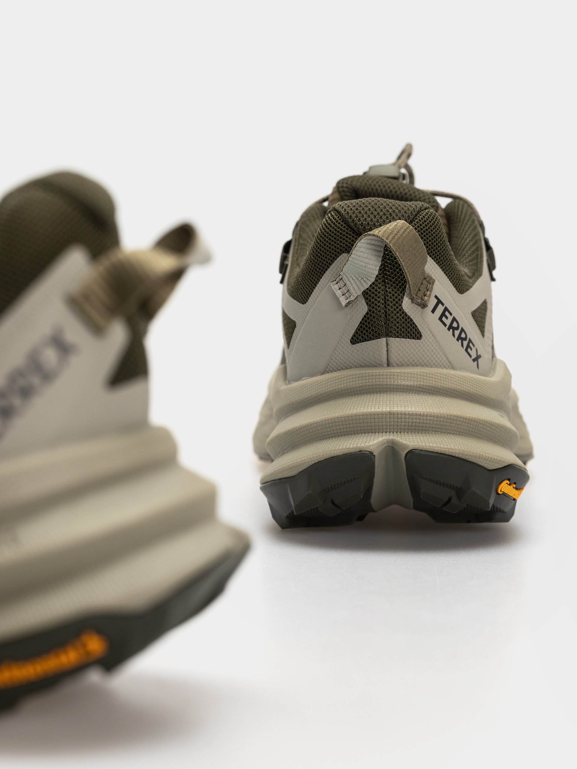 Boty adidas Terrex Freehiker Sl (olistr/ngtcar/silpeb)