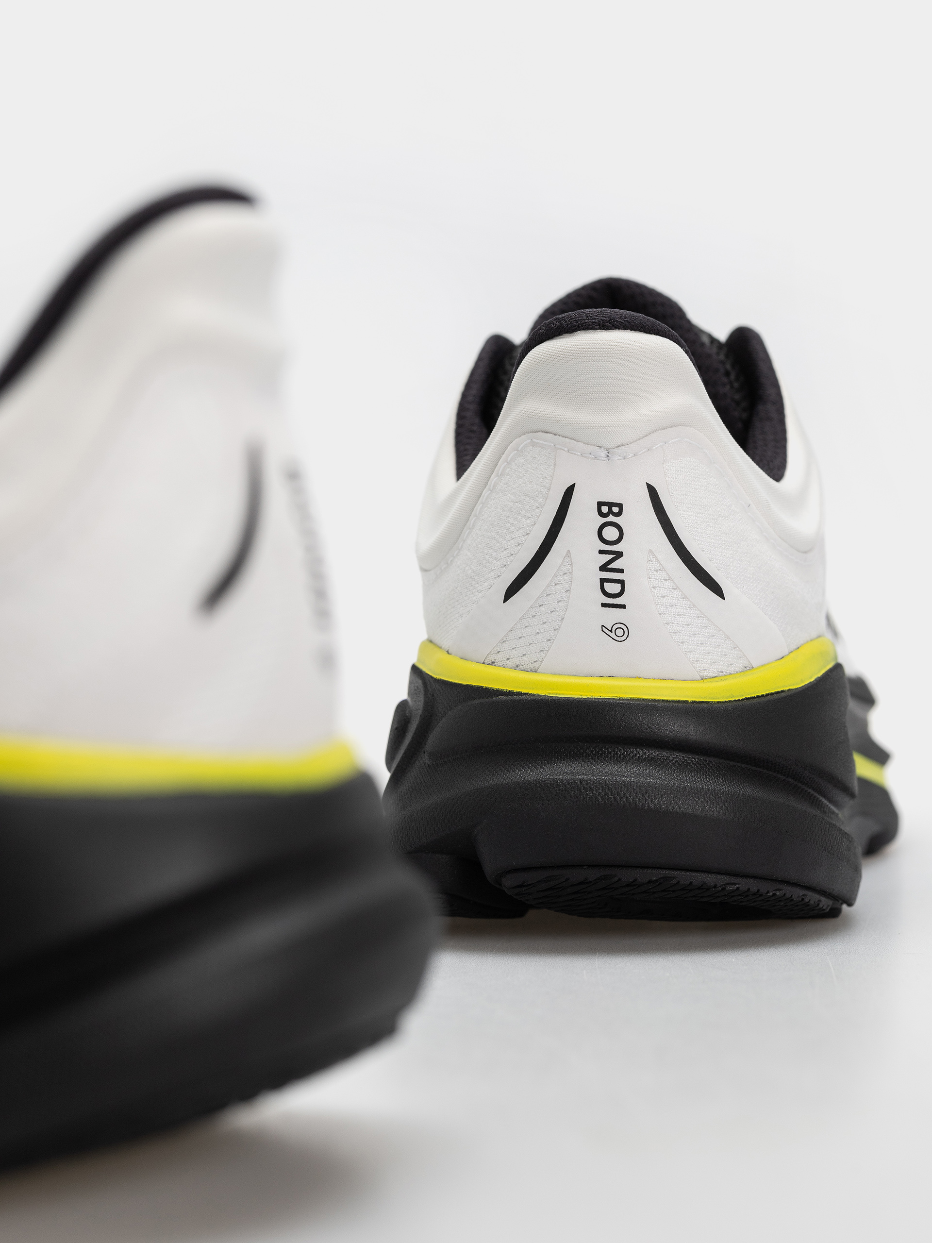 Boty Hoka Bondi 9 (white/citrus)