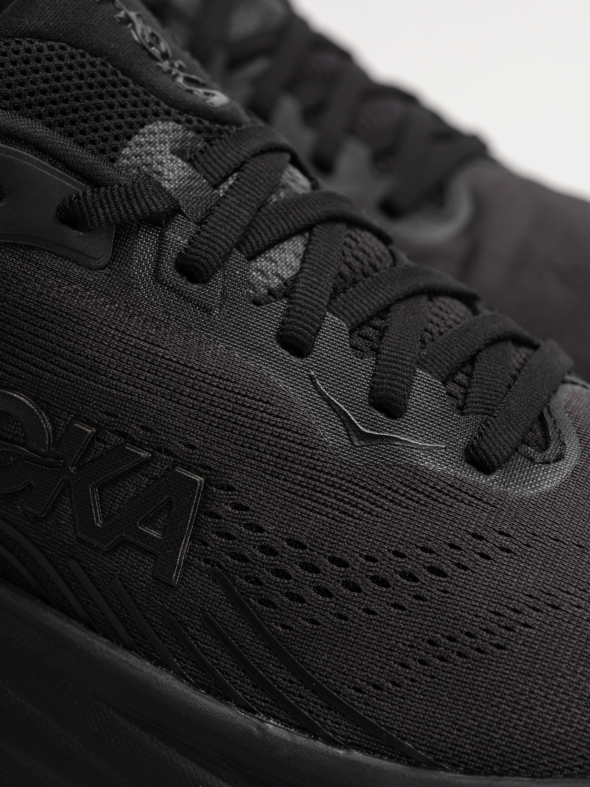 Boty Hoka Clifton 11 (black/black)