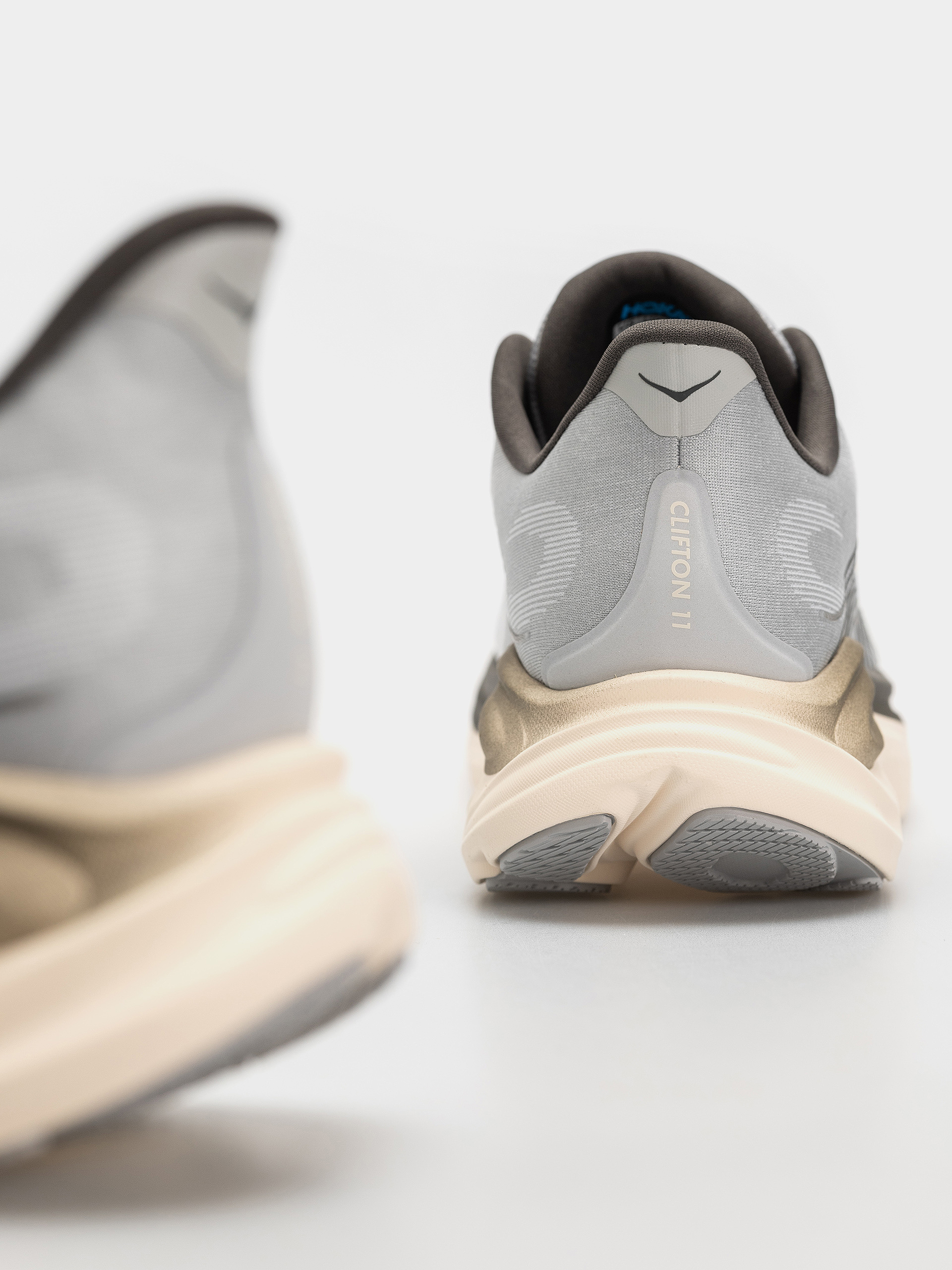 Boty Hoka Clifton 11 (stardust/alabaster)