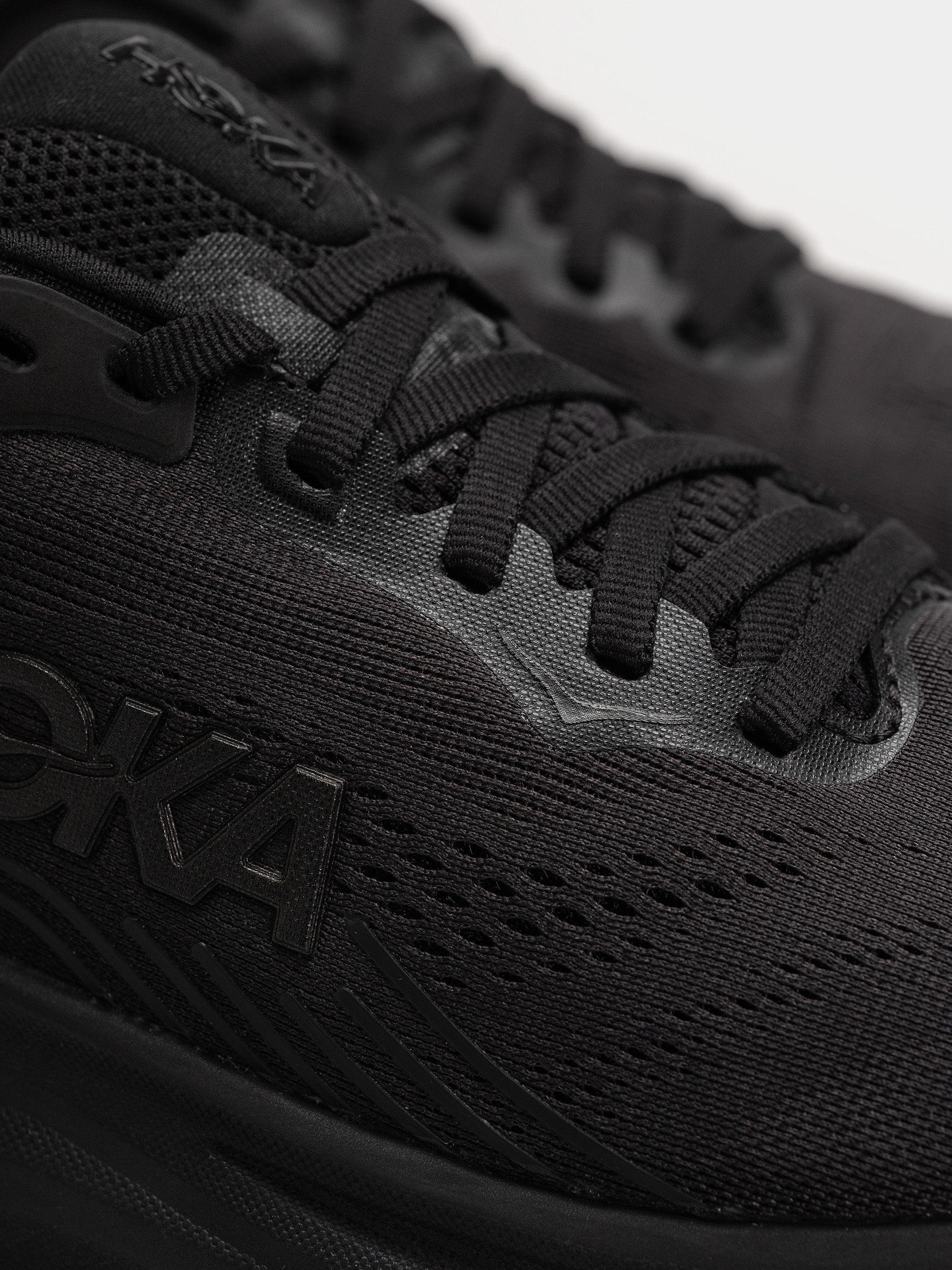 Boty Hoka Clifton 11 Wmn (black/black)