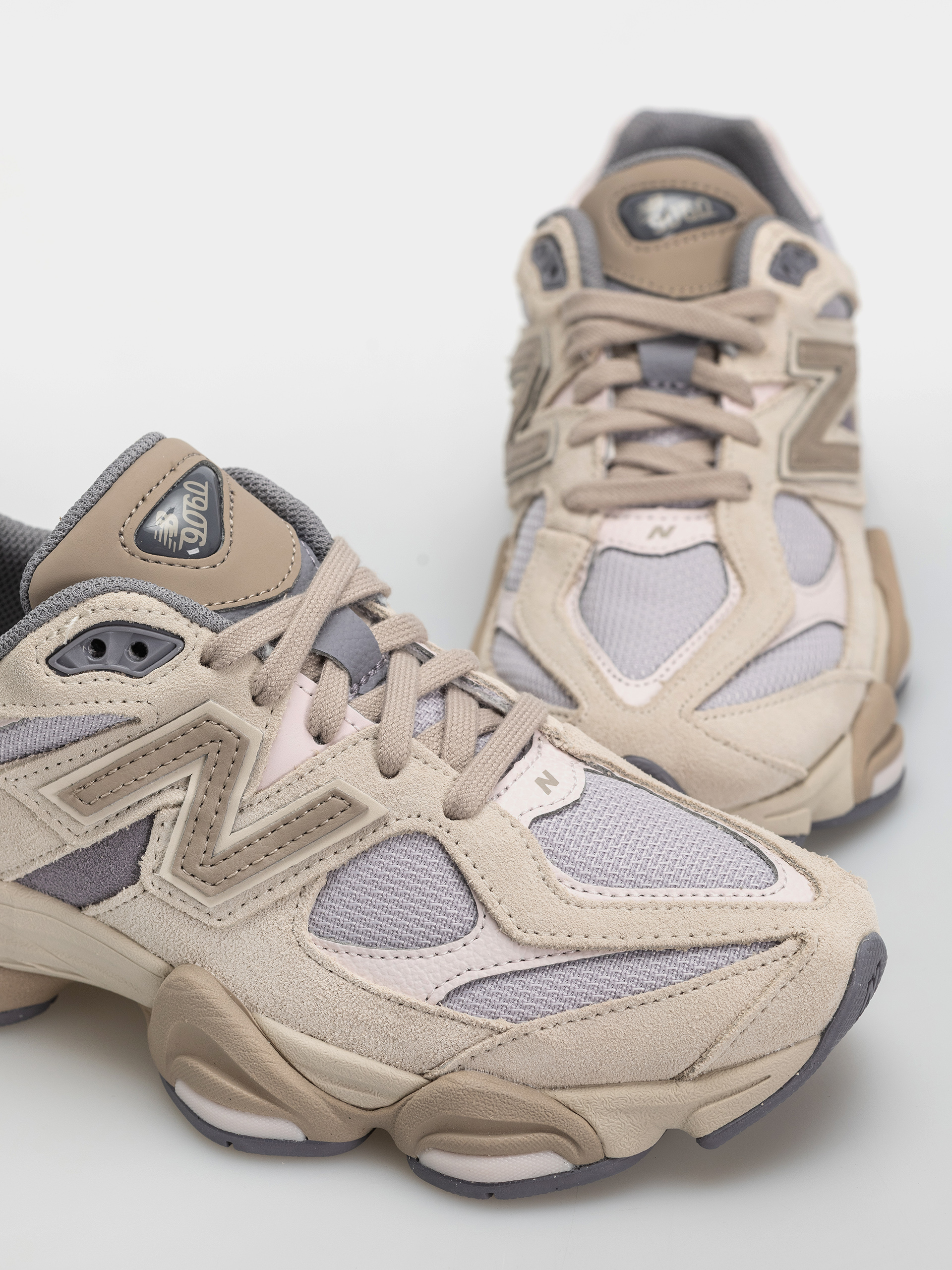 Boty New Balance 9060 (timberwolf/driftwood)