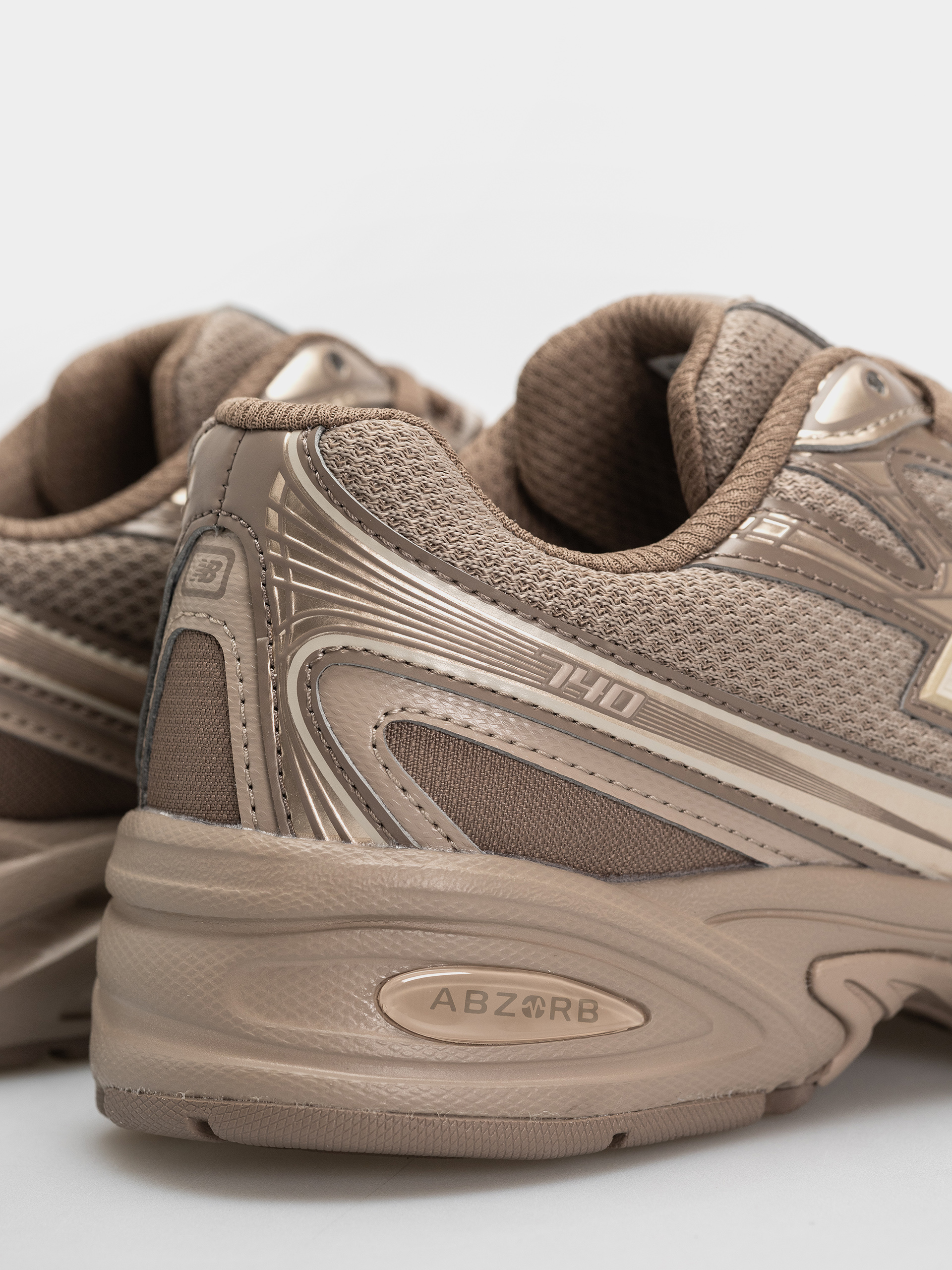 Boty New Balance 740 (mushroom/timberwolf)