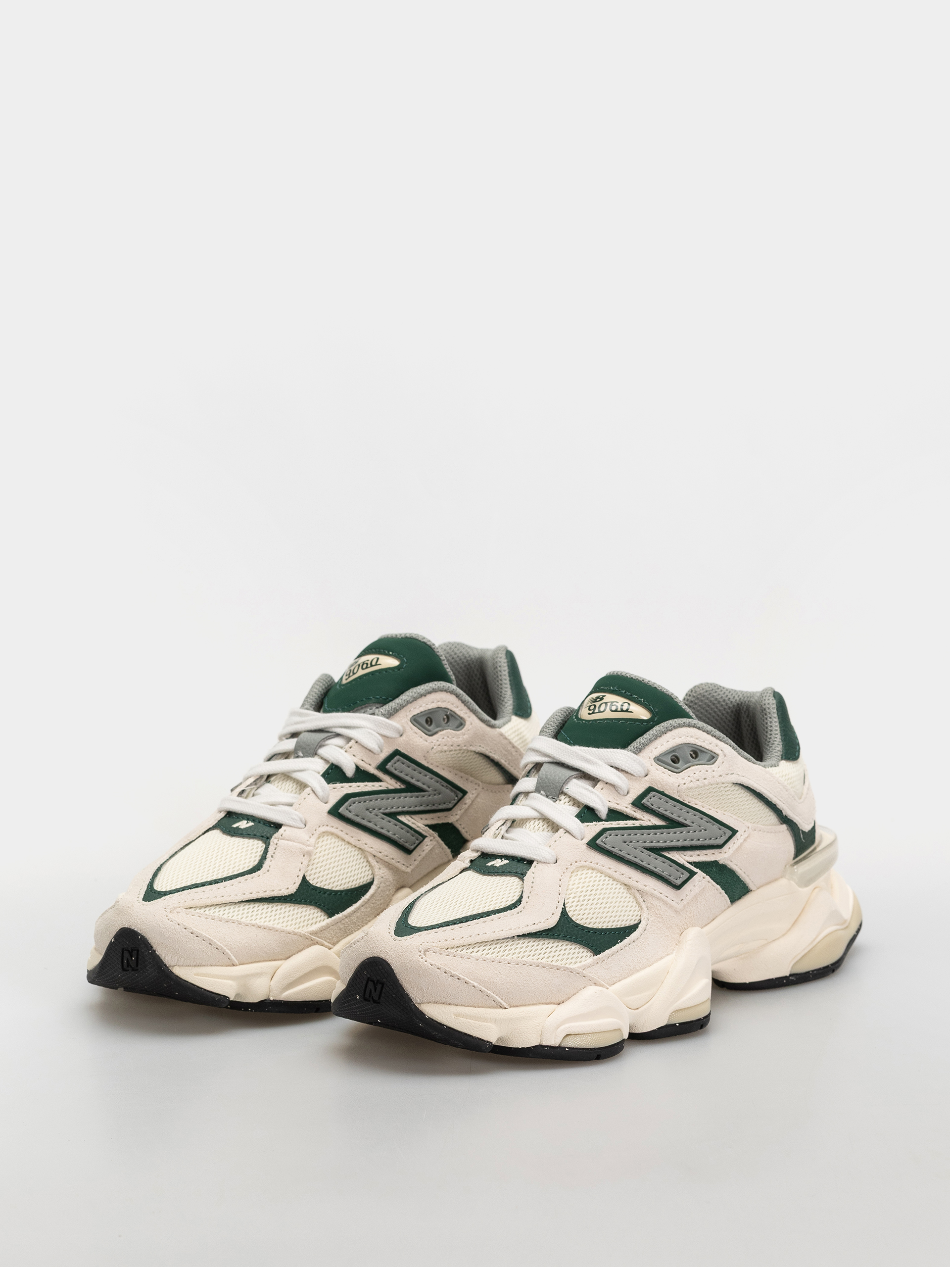 Boty New Balance 9060 (nightwatch green/angora)