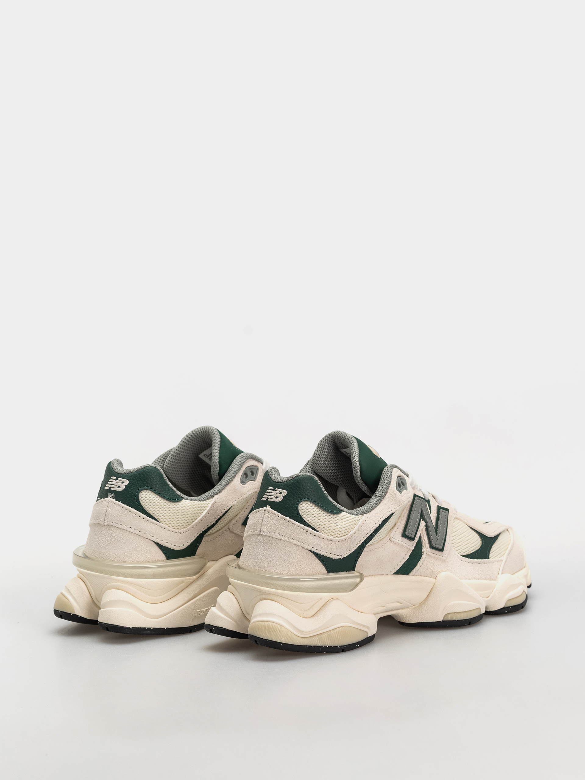 Boty New Balance 9060 (nightwatch green/angora)