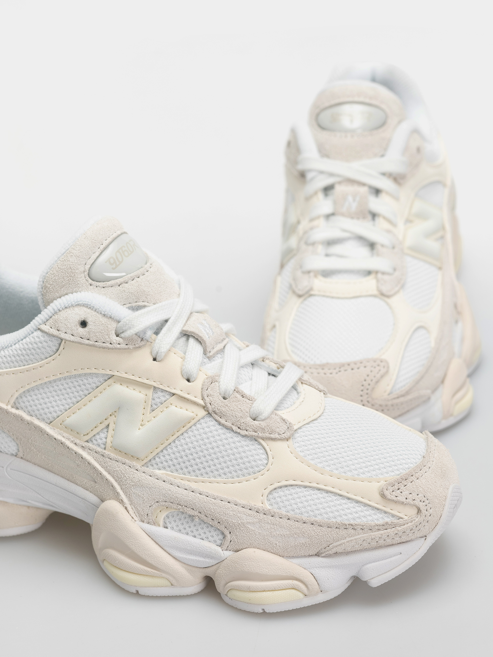 Boty New Balance 9060 (angora/sea salt)