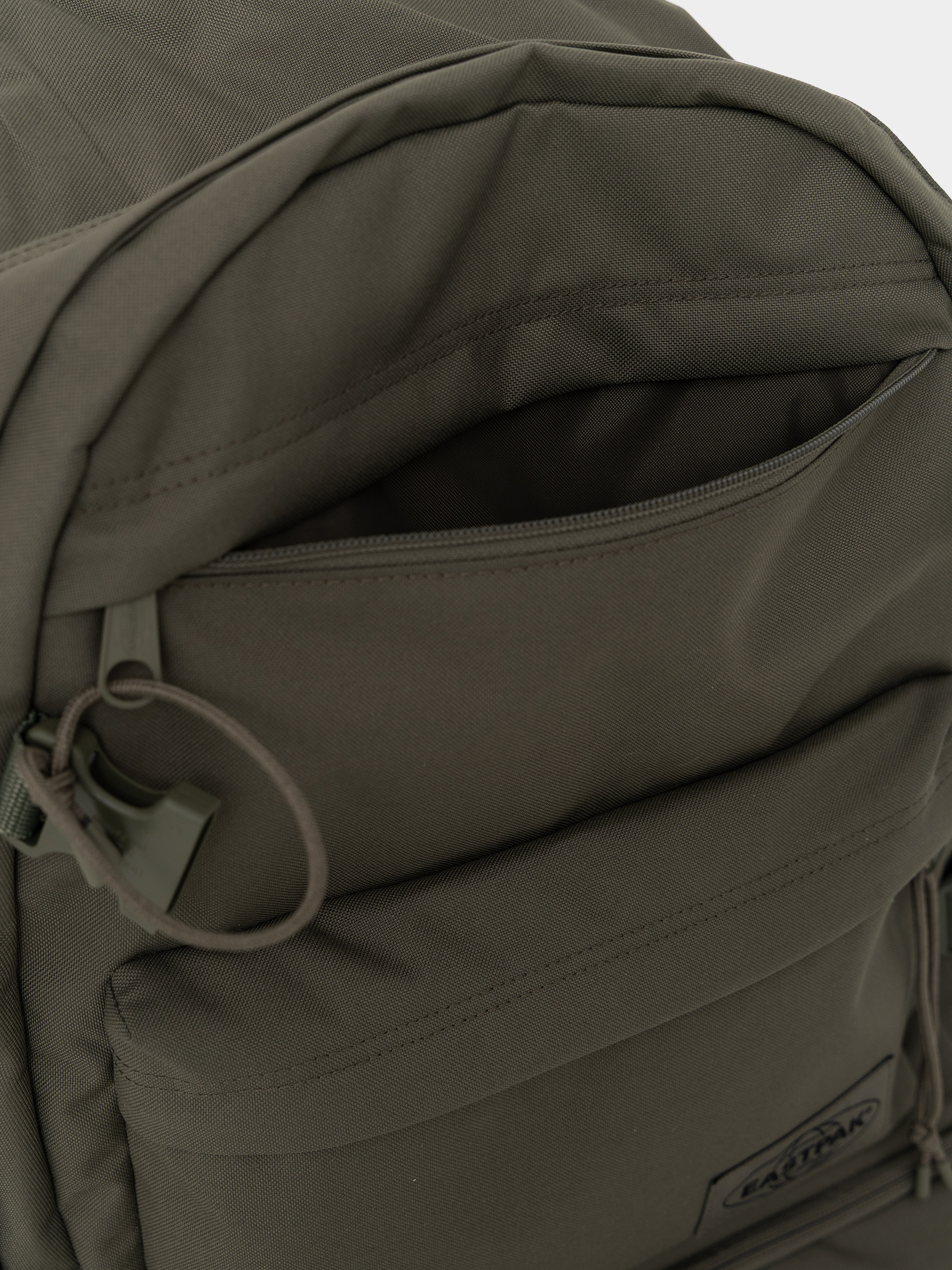 Batoh Eastpak Everyday Pak'R (monotone khaki)