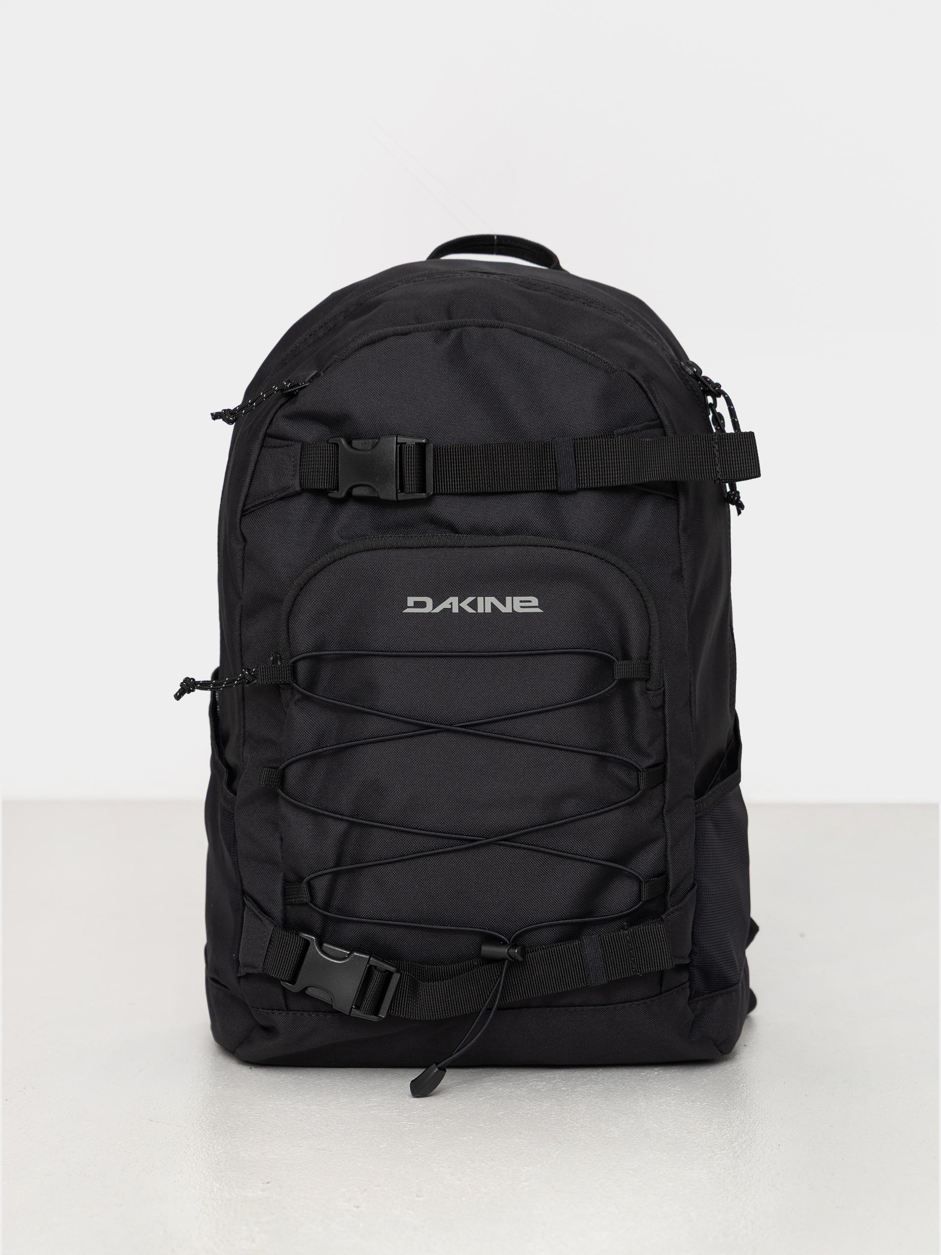 Batoh Dakine Grom 23L (black)