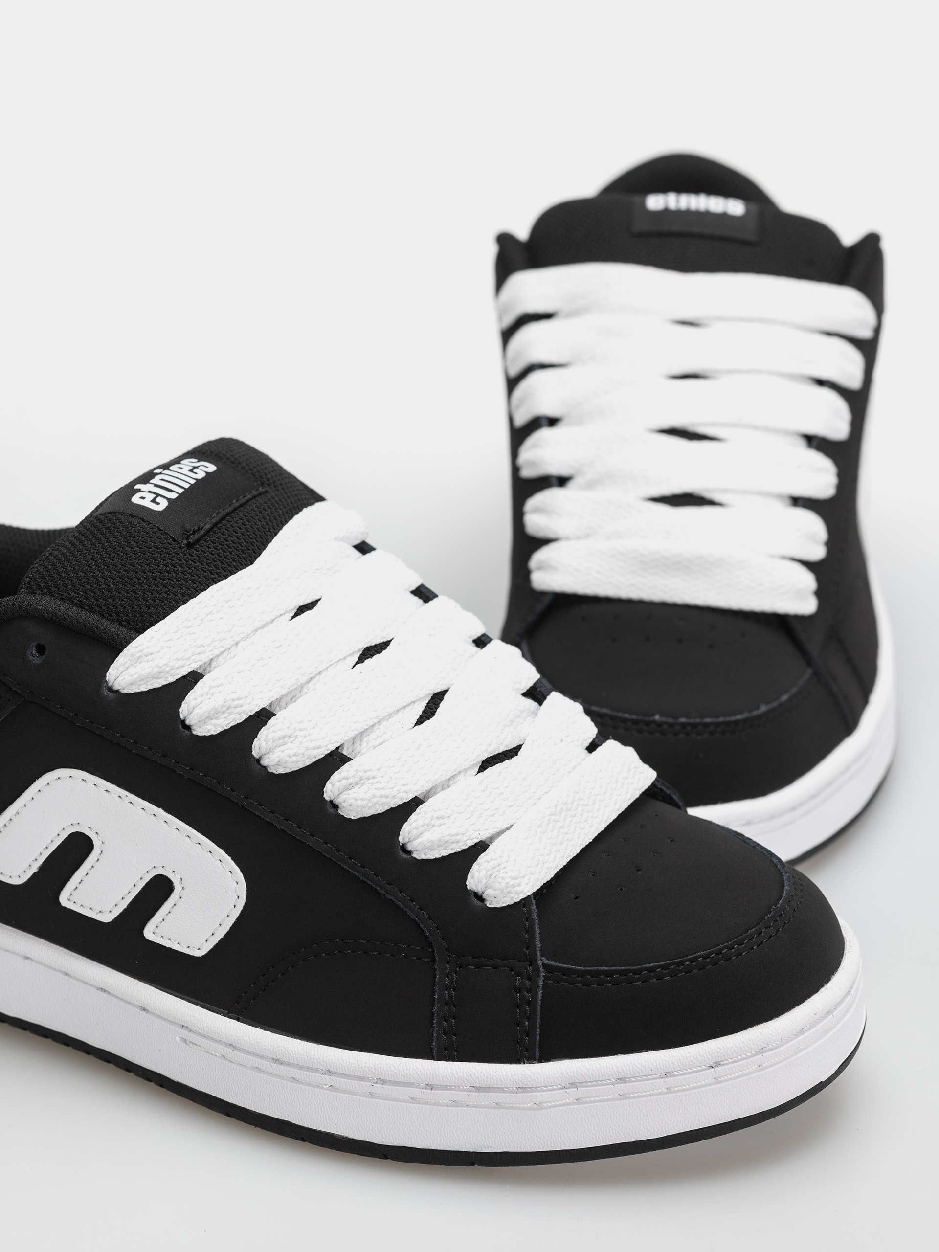 Boty Etnies Kingpin 2K (black/white)