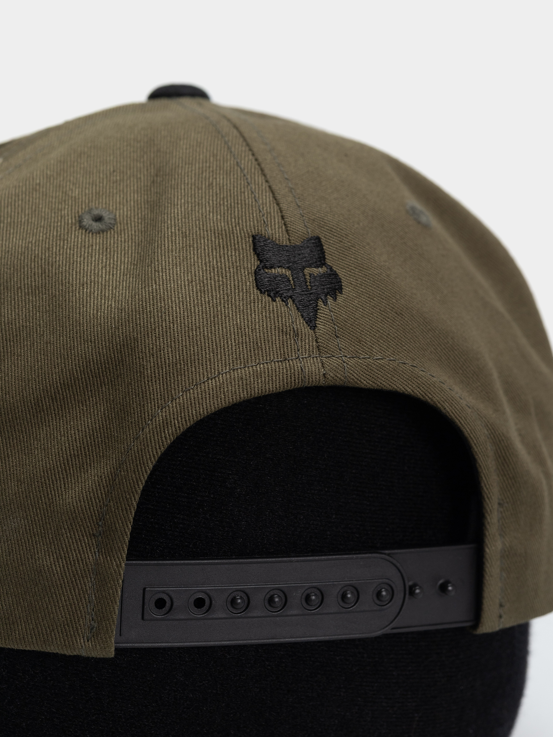 Kšiltovka  Fox Warped Snapback (olive green)