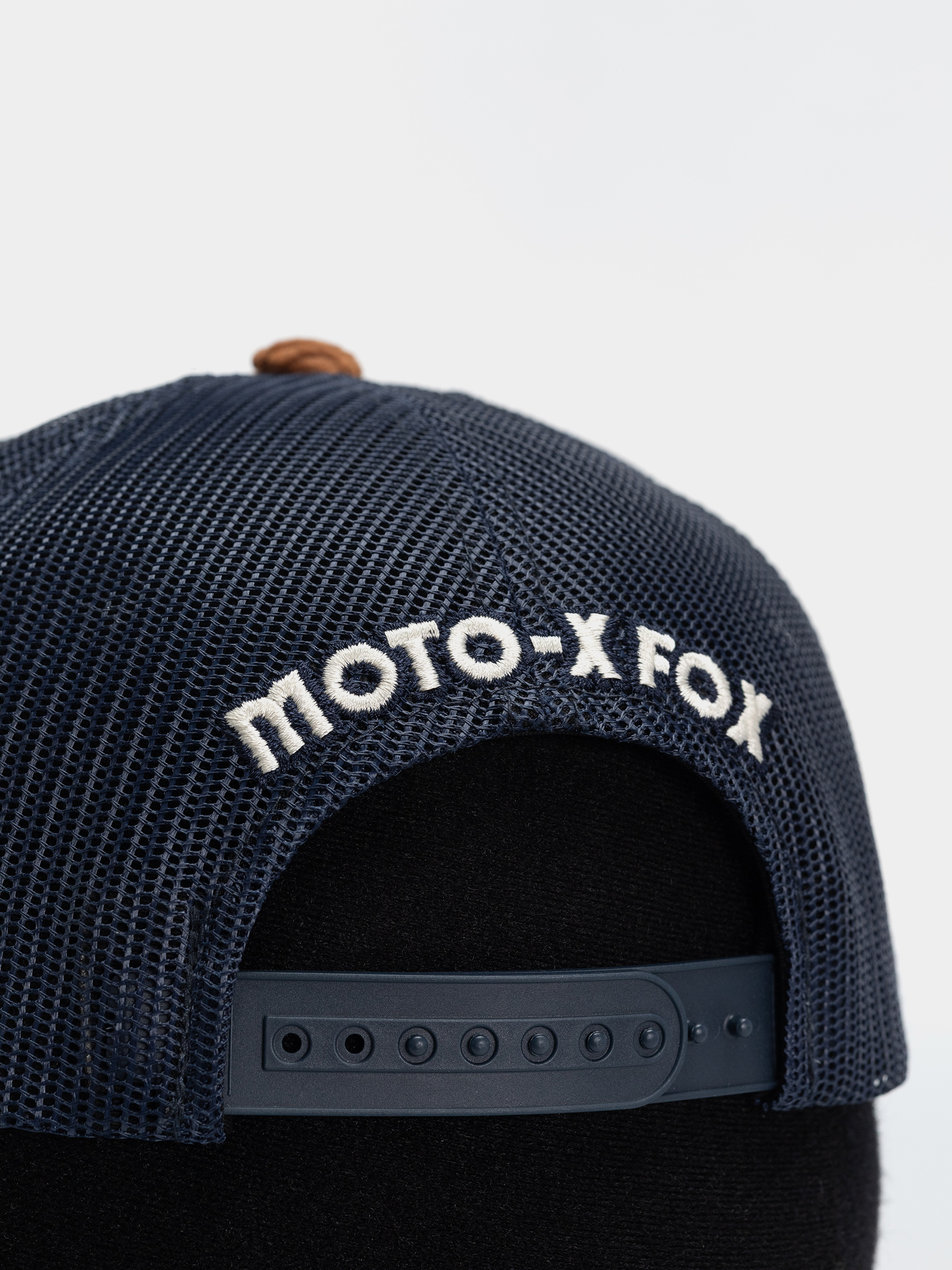 Kšiltovka  Fox Circa 74 Snapback Trucker (a scarlet)