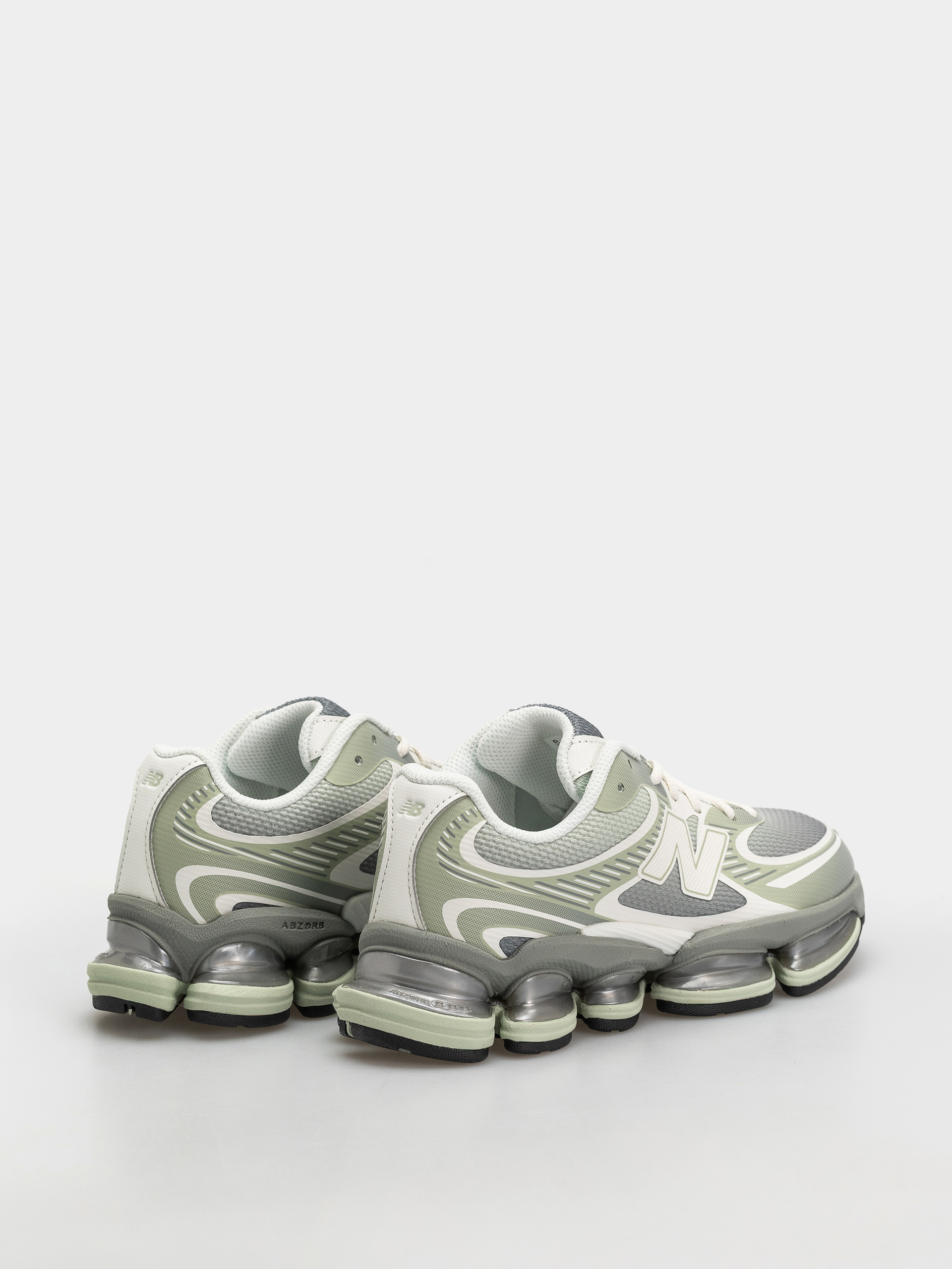 Boty New Balance 2000 (silver moss/bayberry/sea salt)