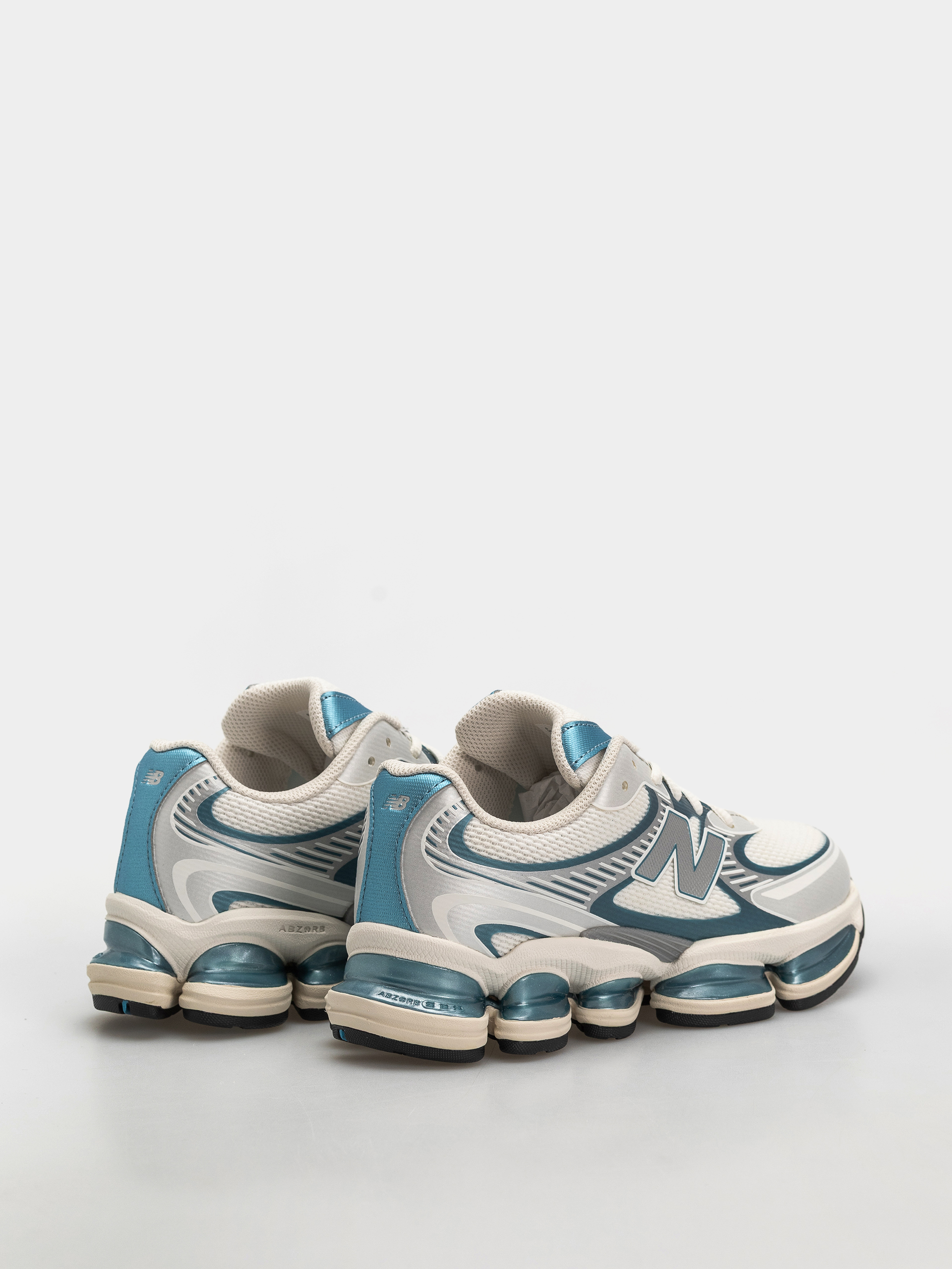 Boty New Balance 2000 (sea salt/altitude metallic)