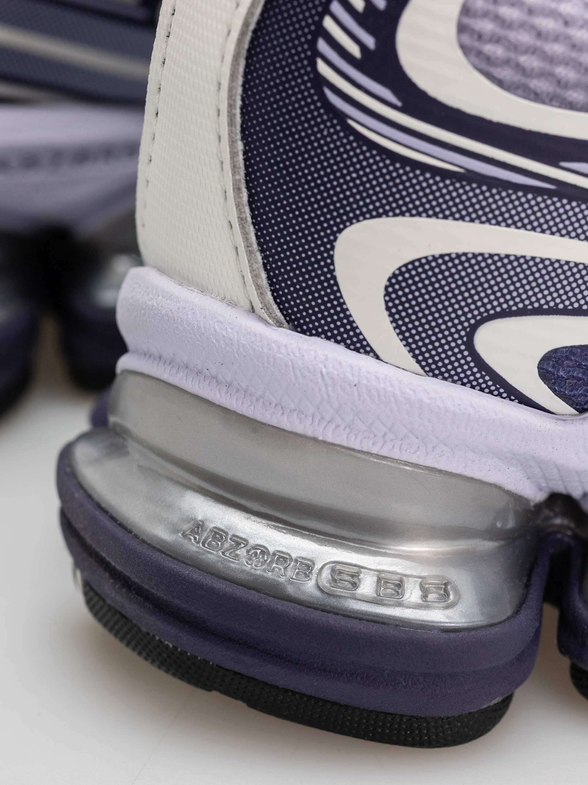 Boty New Balance 2000 (boysenberry/smoked violet/sea salt)