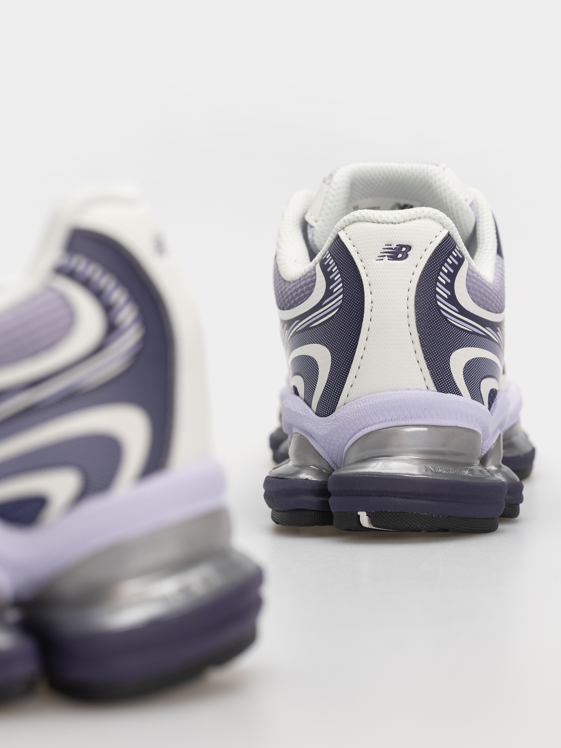 Boty New Balance 2000 (boysenberry/smoked violet/sea salt)