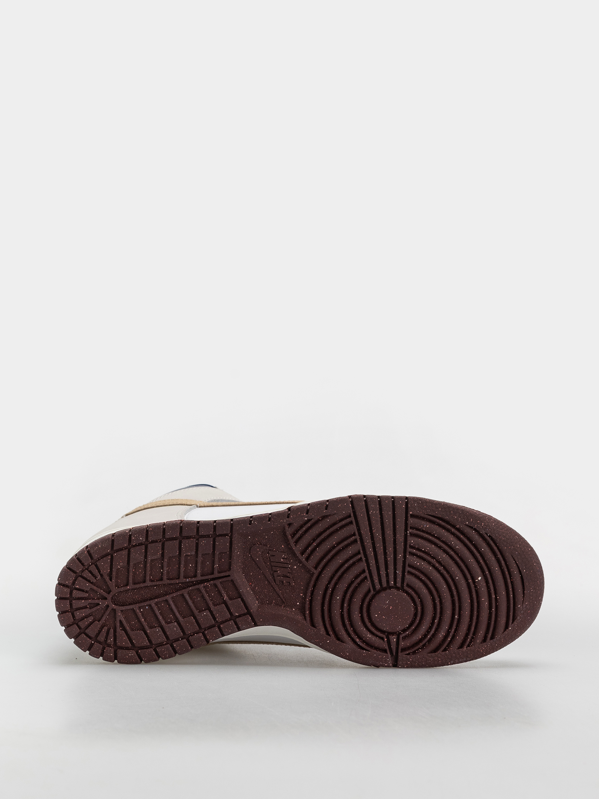 Boty Nike SB Dunk High Pro QS Beyond (white/ivorysand duneblue void)