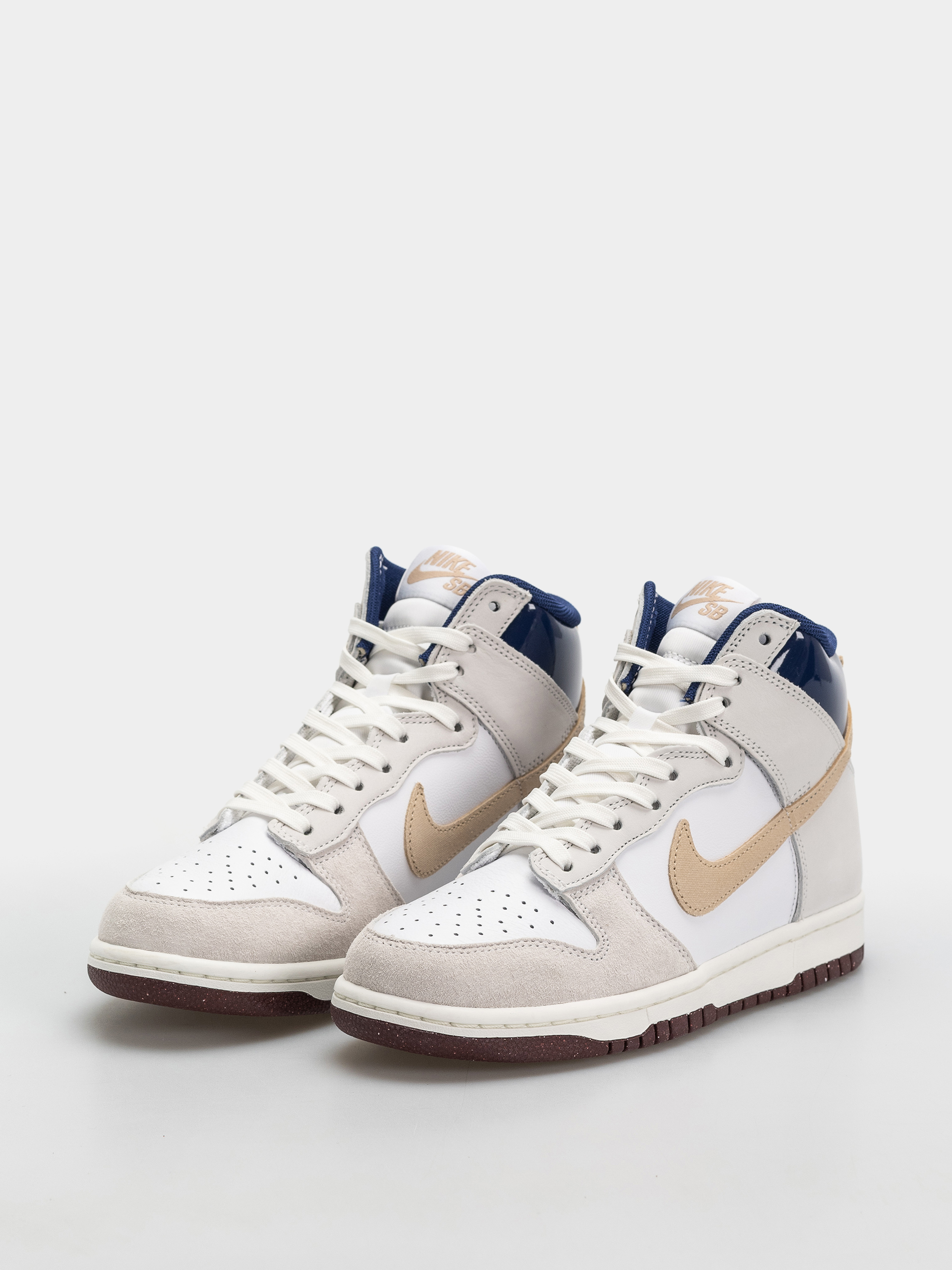 Boty Nike SB Dunk High Pro QS Beyond (white/ivorysand duneblue void)