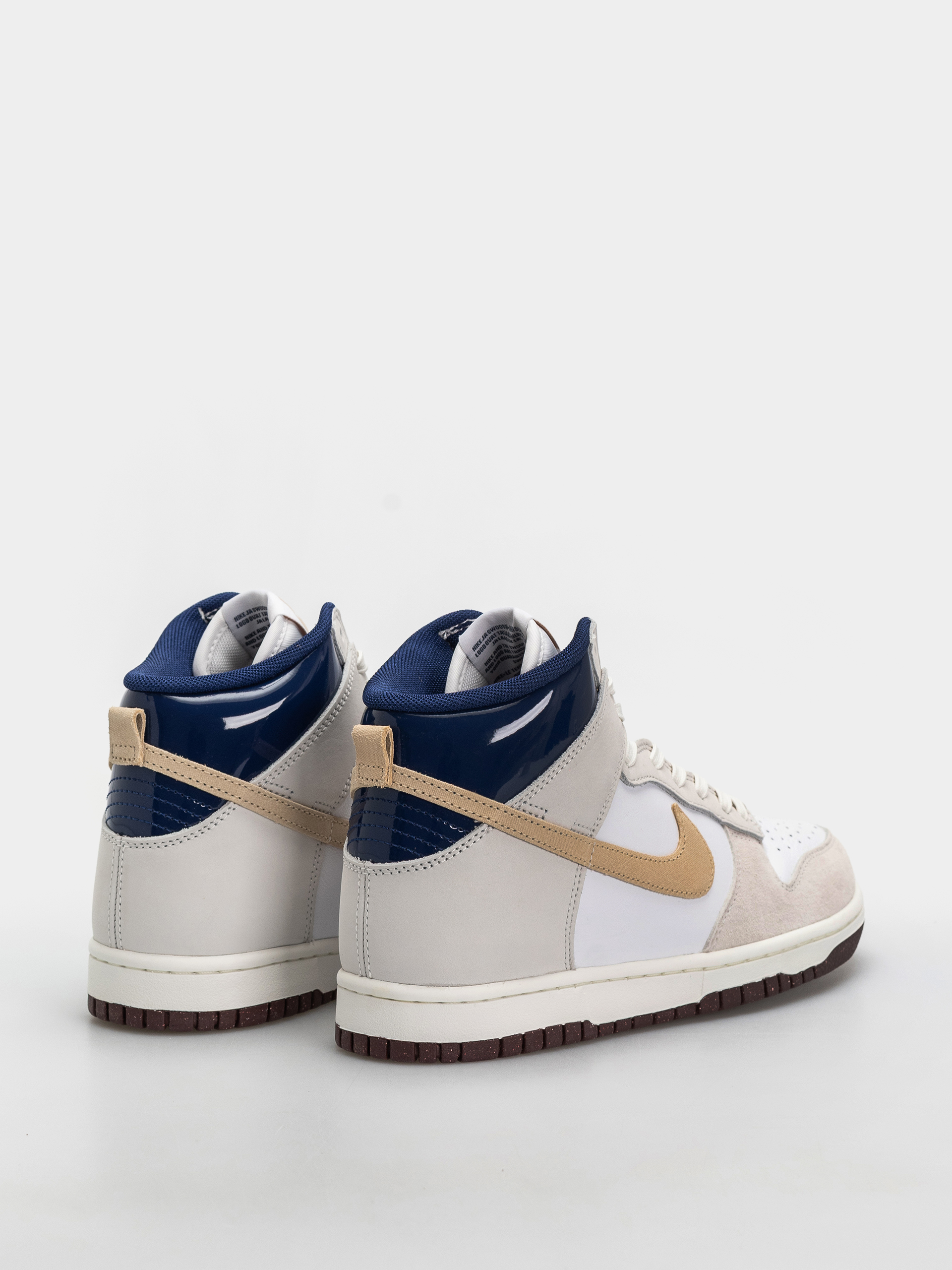 Boty Nike SB Dunk High Pro QS Beyond (white/ivorysand duneblue void)