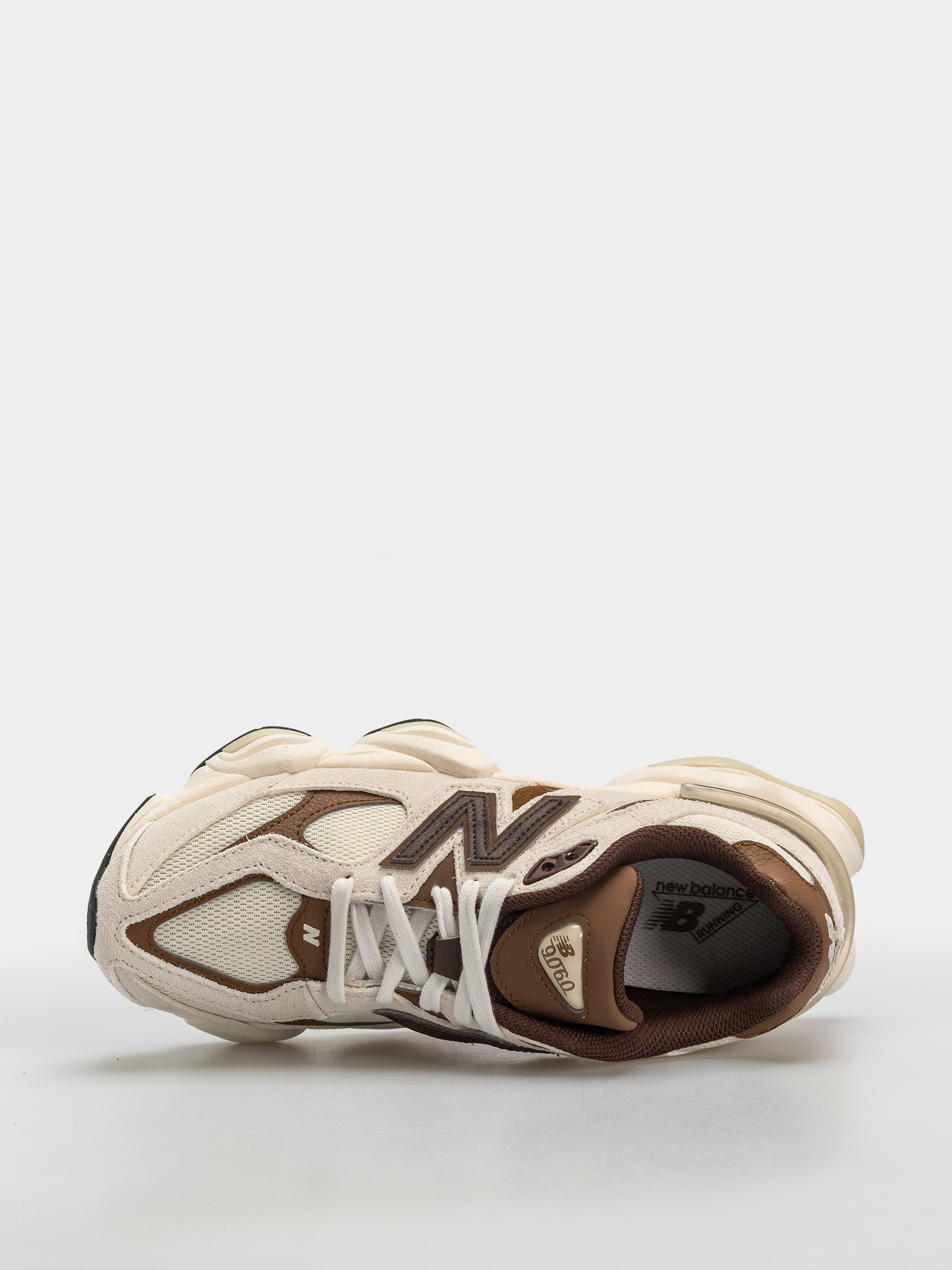Boty New Balance 9060 (breakfast tea/angora)